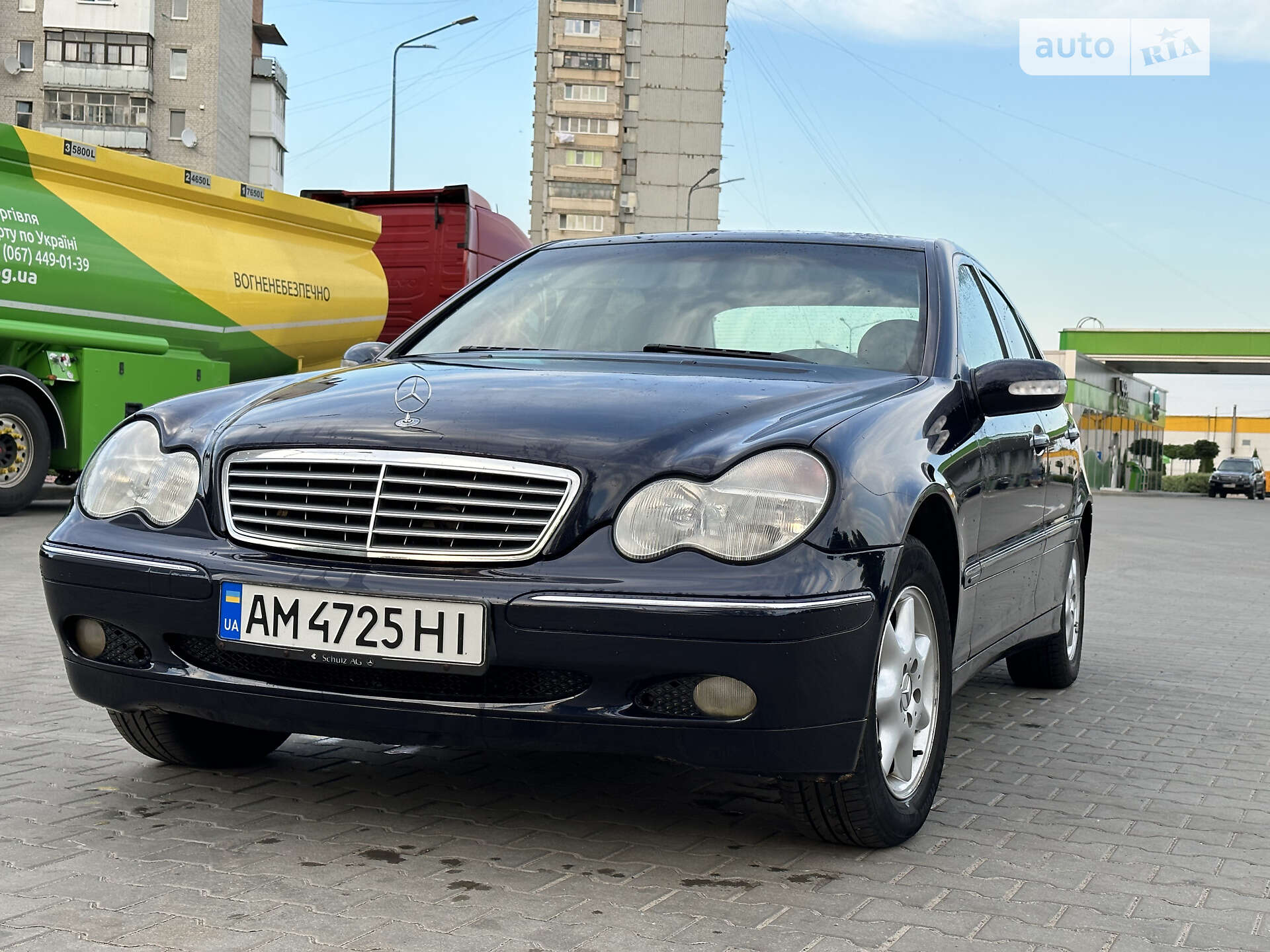 MERCEDES-BENZ 180C 2004
