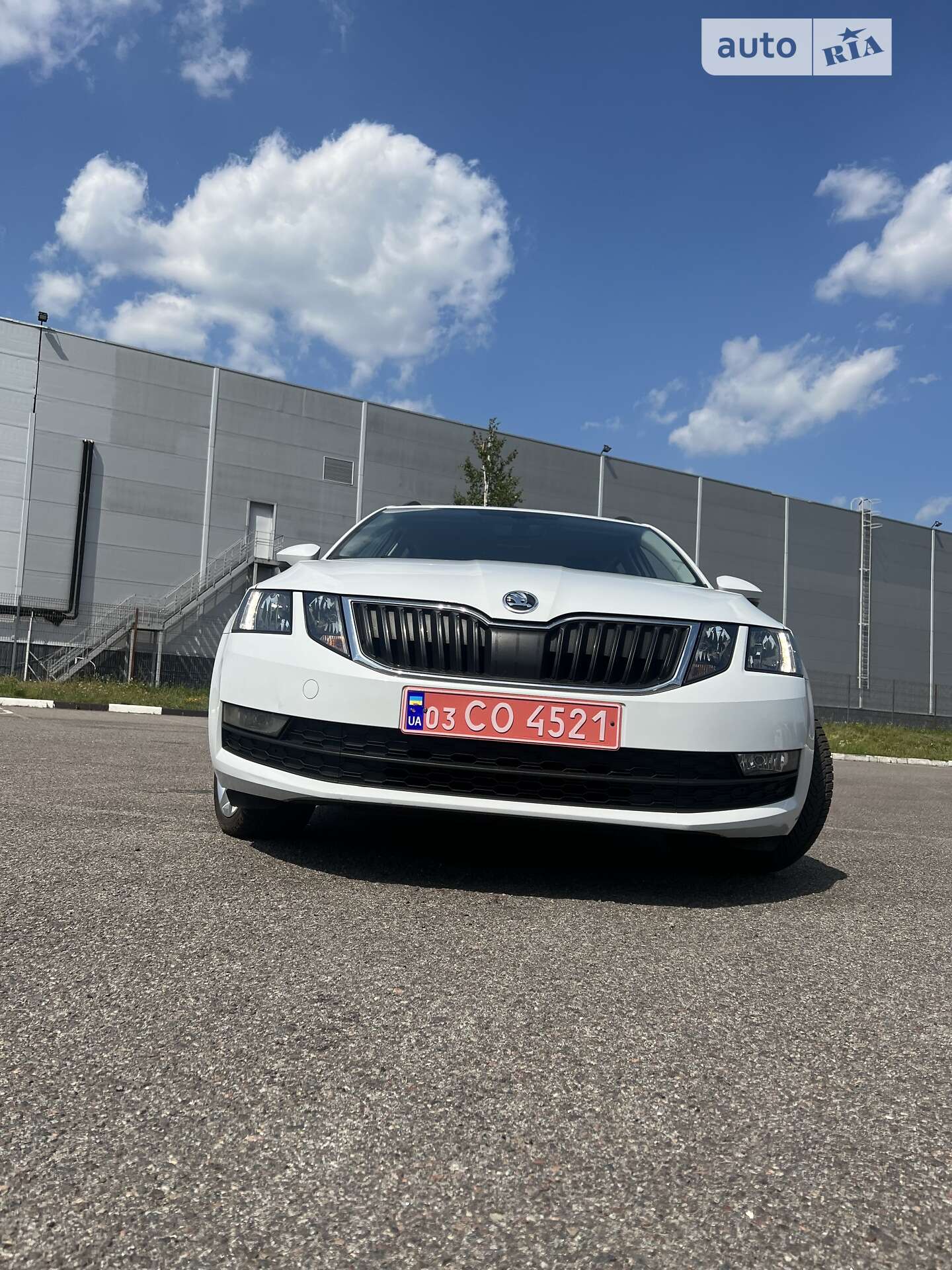 Головне фото звіту автомобіля SKODA OCTAVIA 2018