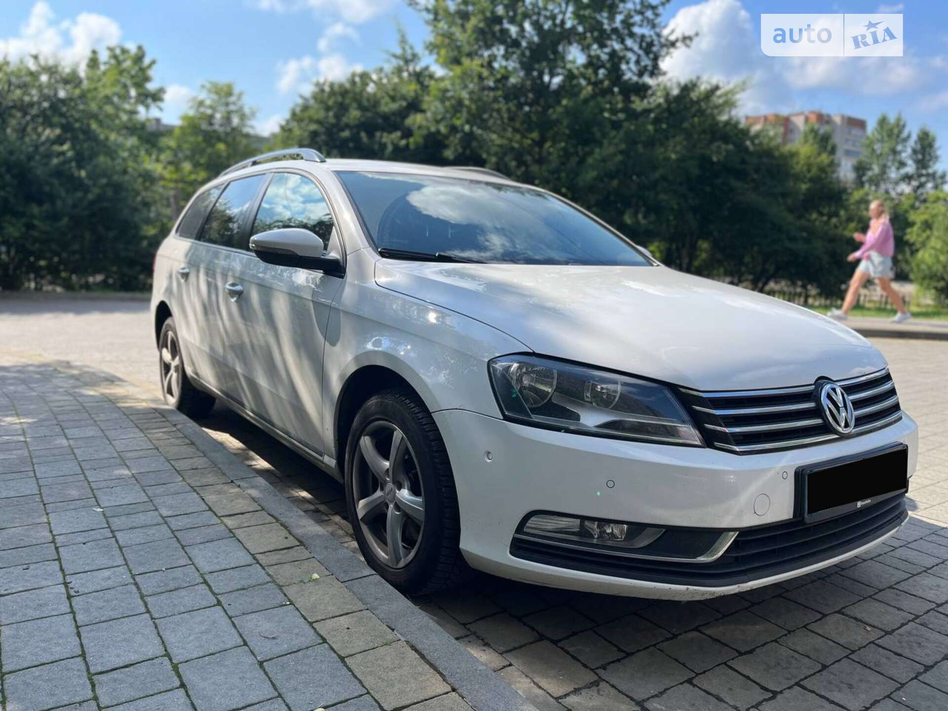 VOLKSWAGEN PASSAT 2013