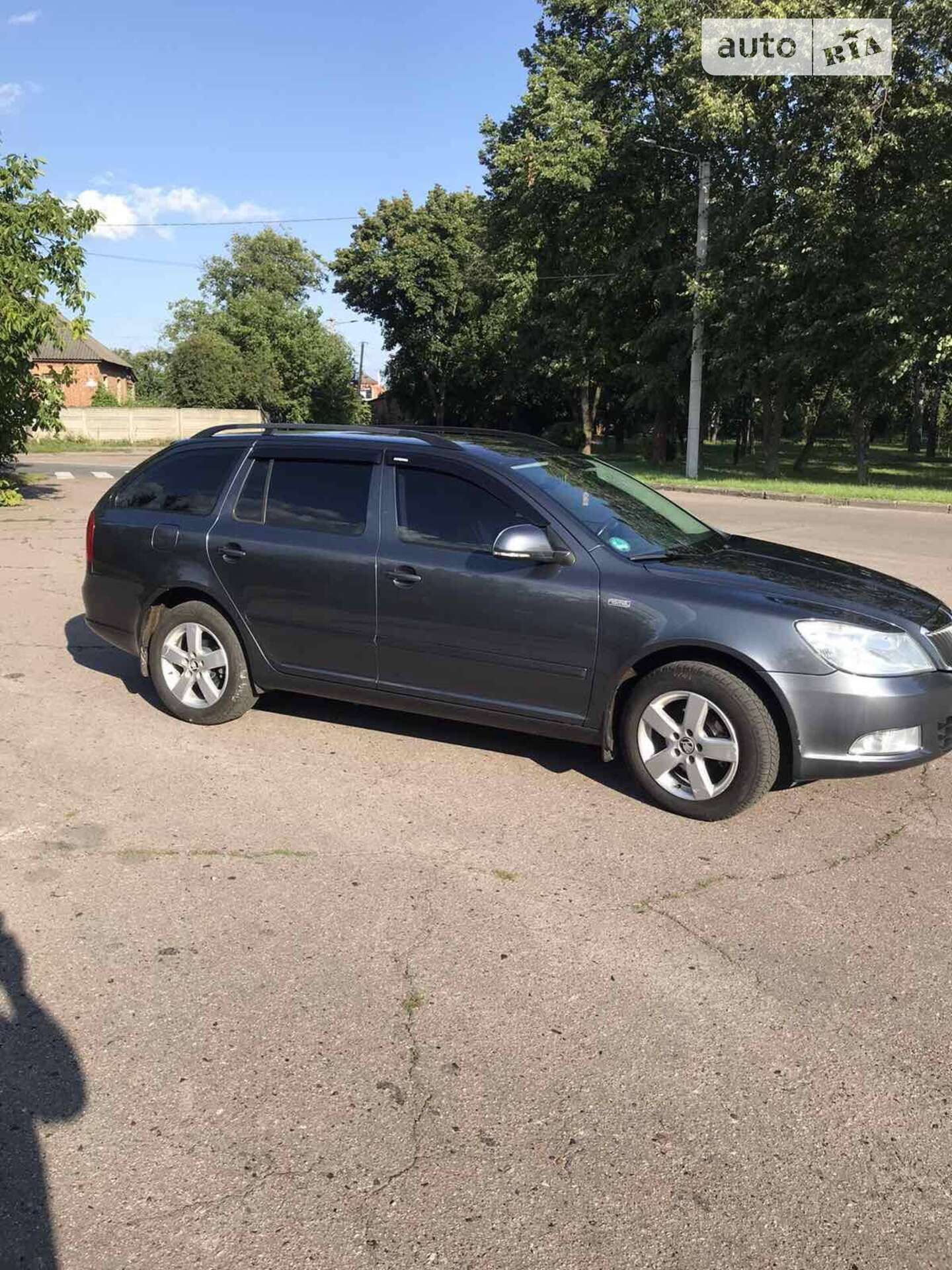 Головне фото звіту автомобіля SKODA OCTAVIA 2012