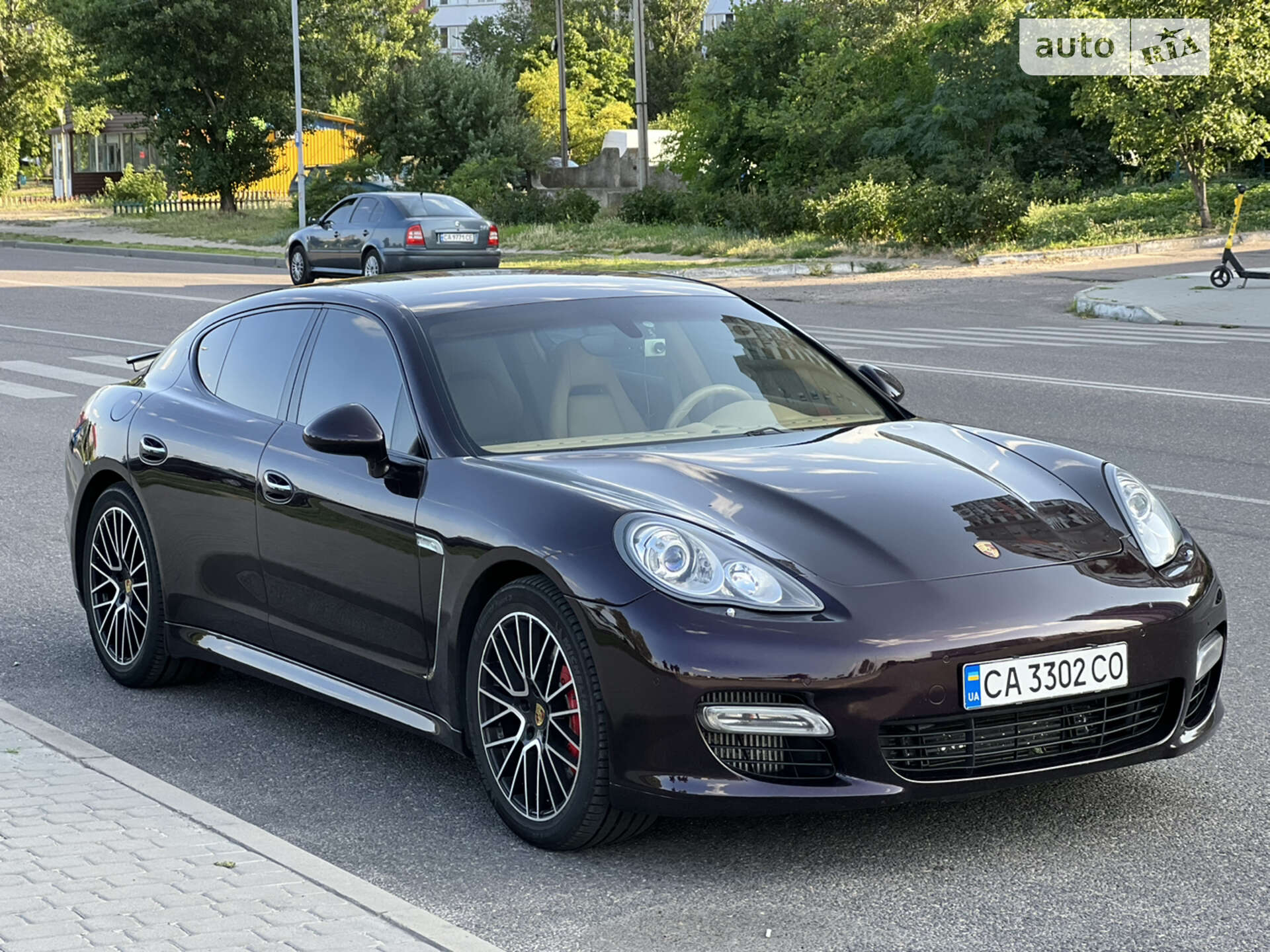 PORSCHE PANAMERA 2011