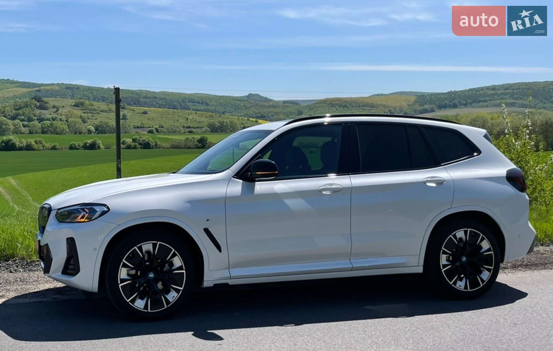 BMW IX3 2021