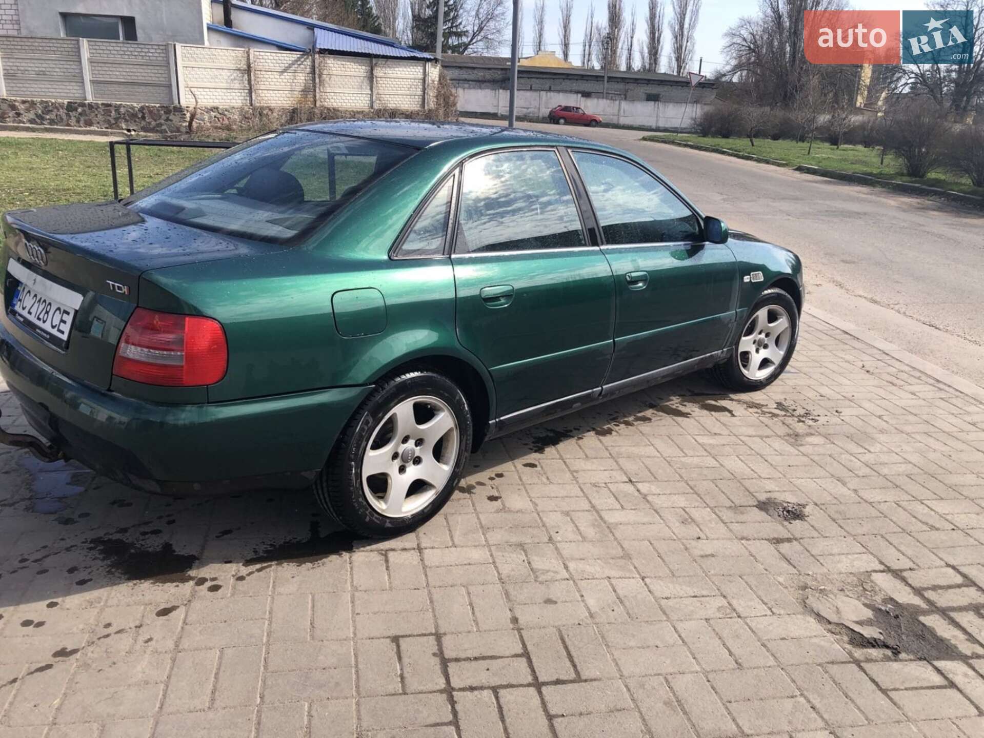 AUDI A4 1998