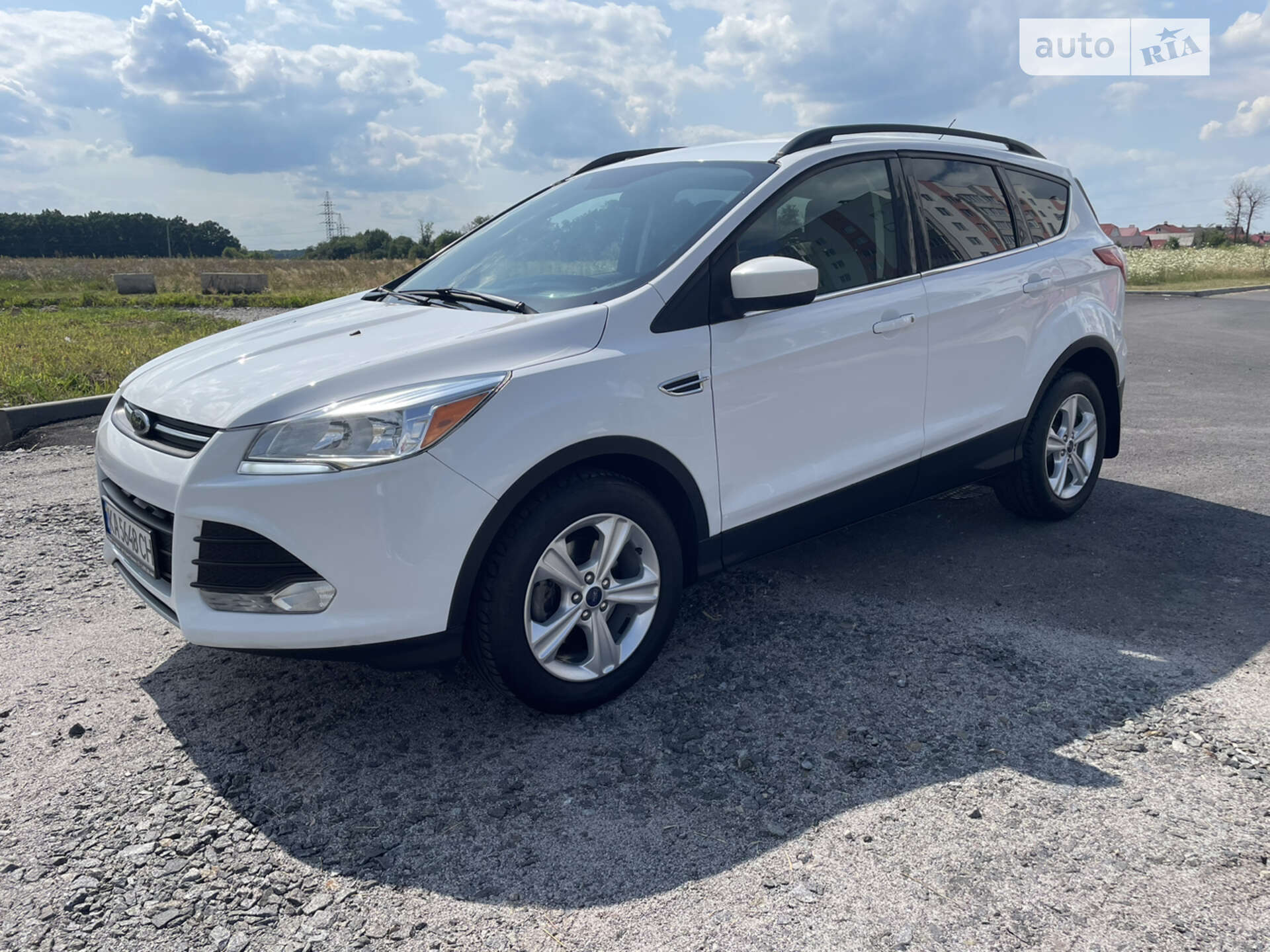 Головне фото звіту автомобіля FORD ESCAPE 2016