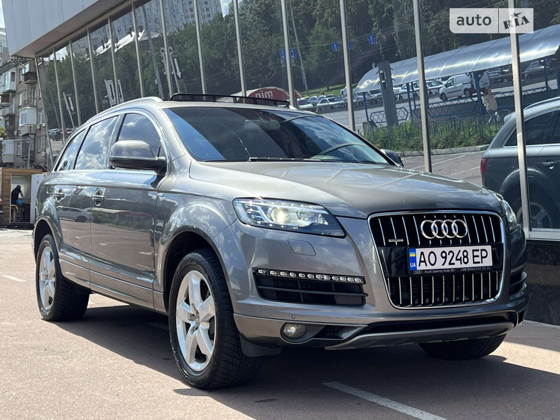AUDI Q7