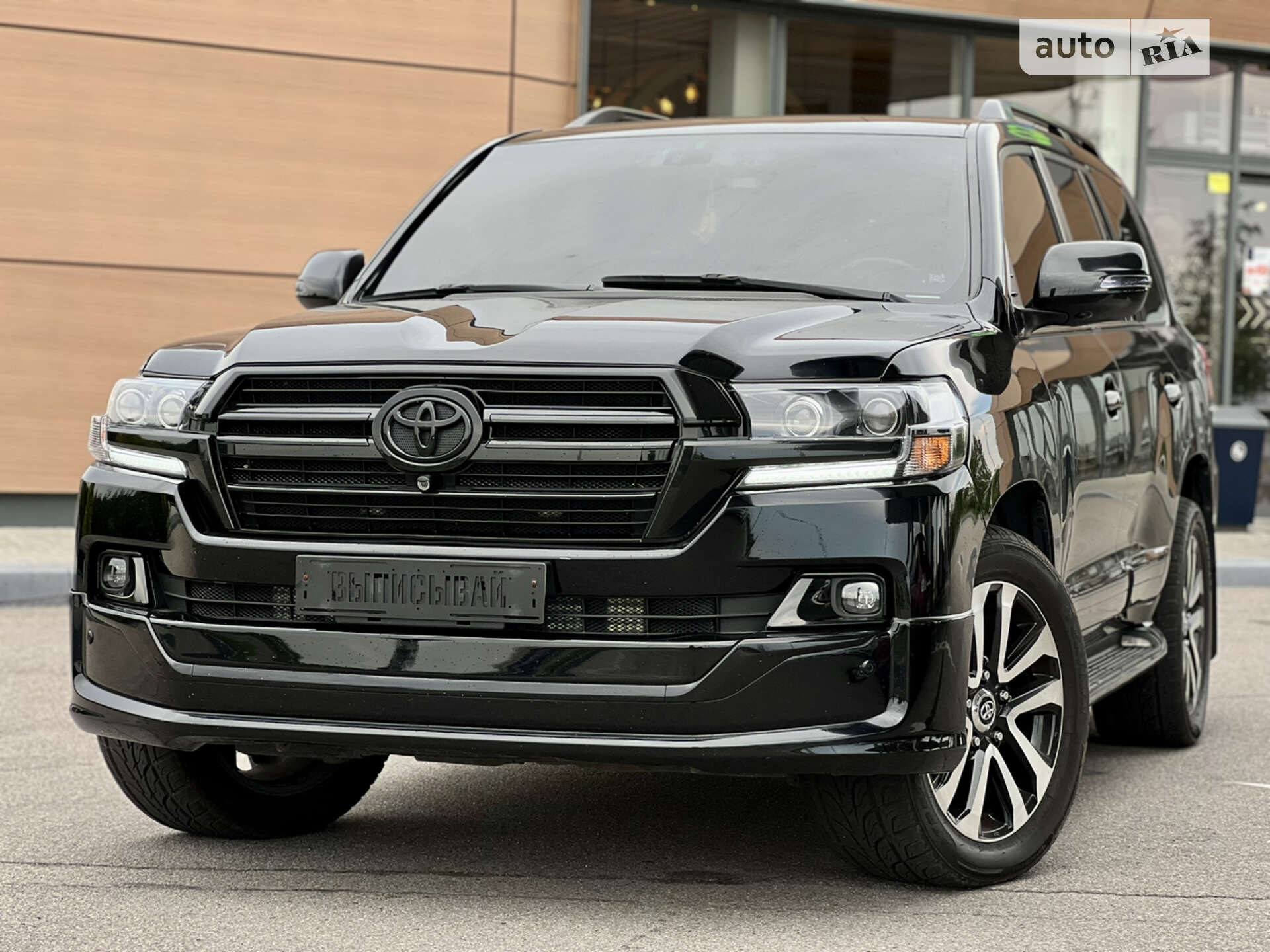Toyota Land Cruiser 2012