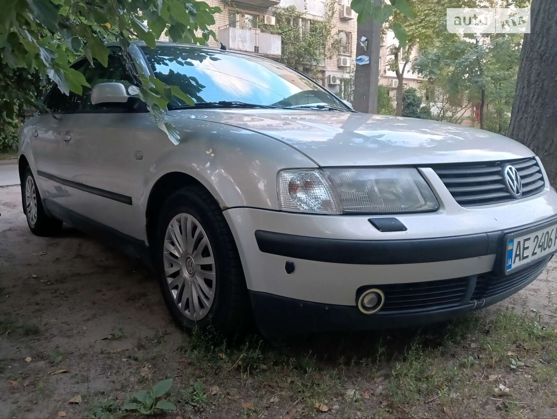 VOLKSWAGEN PASSAT 2000