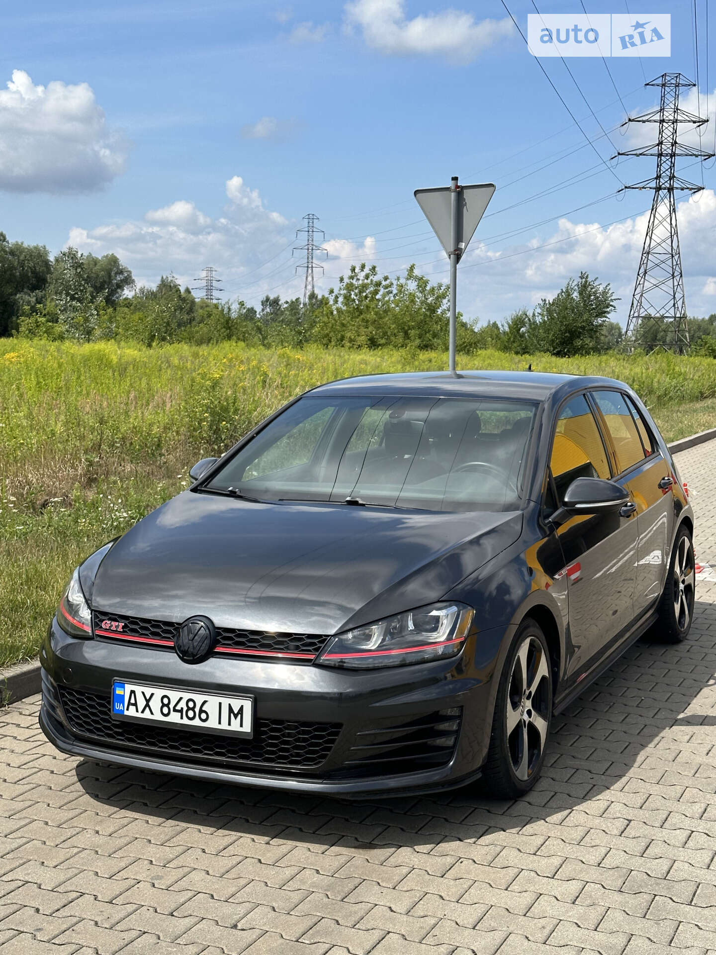 VOLKSWAGEN GOLF 2015