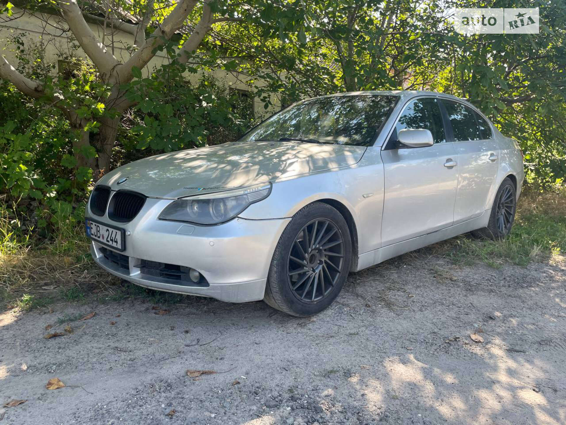 Головне фото звіту автомобіля BMW 525D 2004