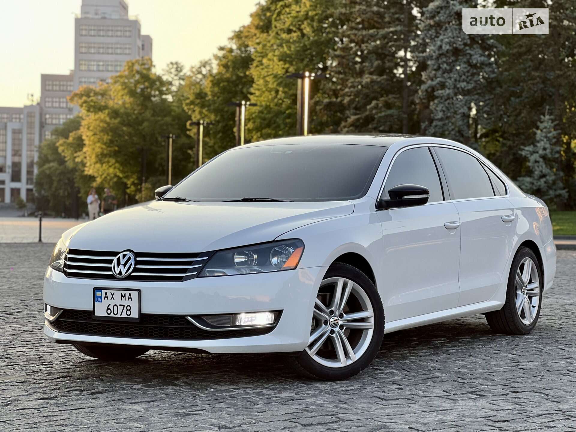VOLKSWAGEN PASSAT 2014