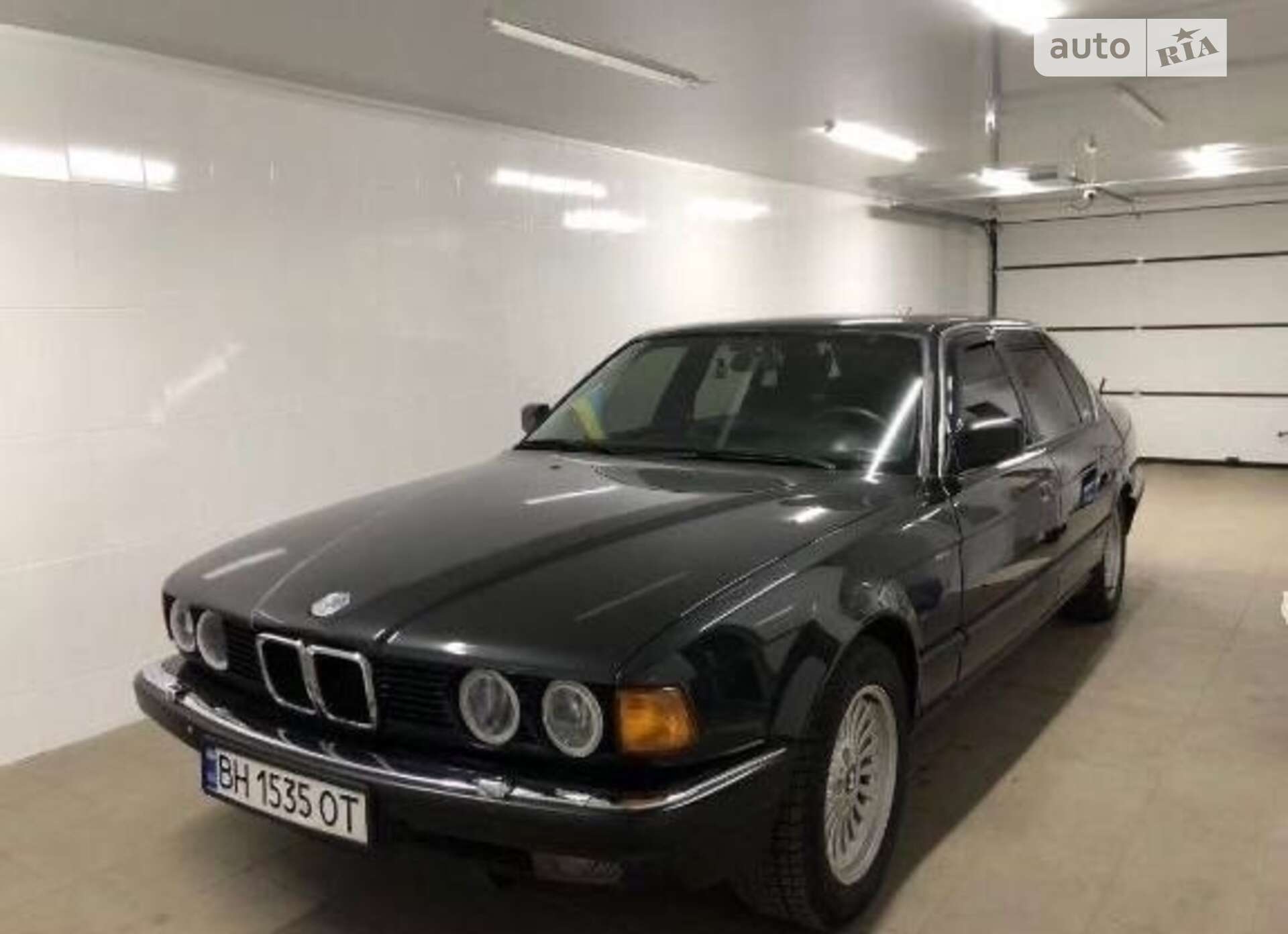 Головне фото звіту автомобіля BMW 735I 1990