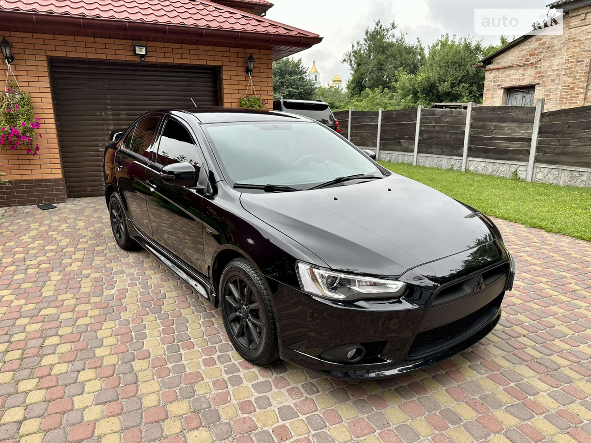 MITSUBISHI LANCER 2016