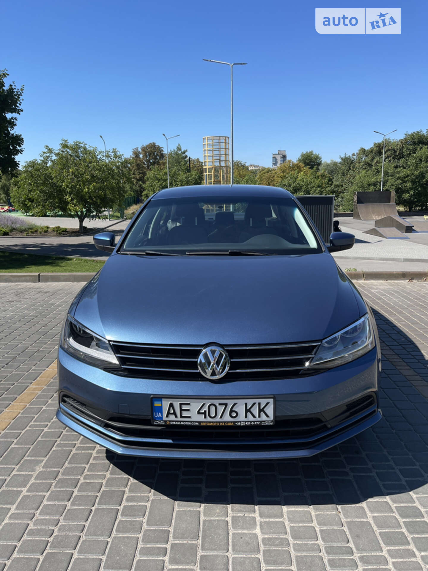 VOLKSWAGEN JETTA 2017
