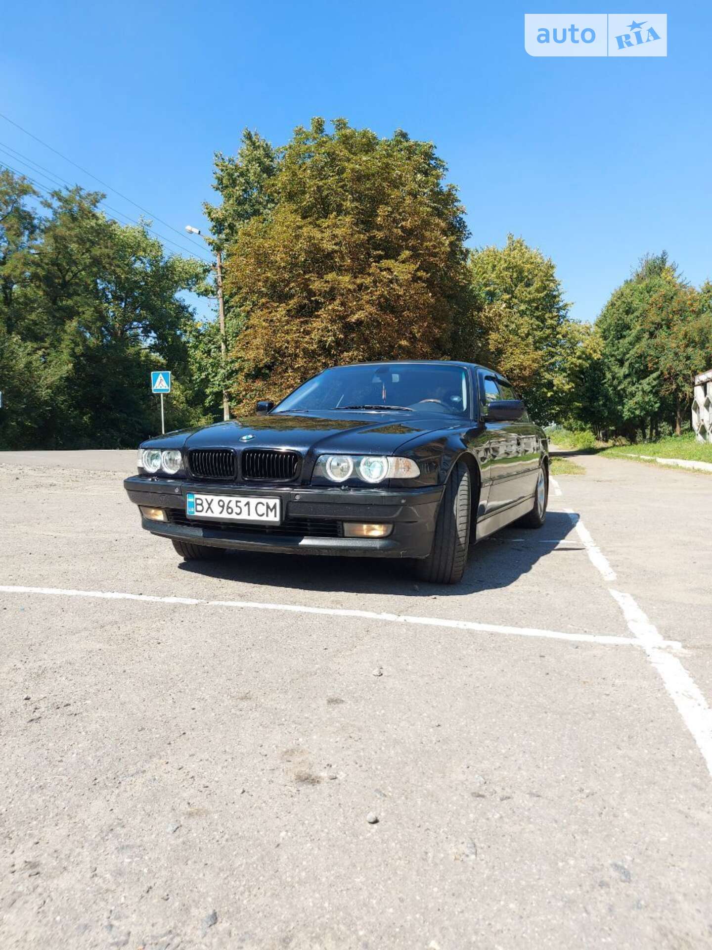 BMW 735I 2000