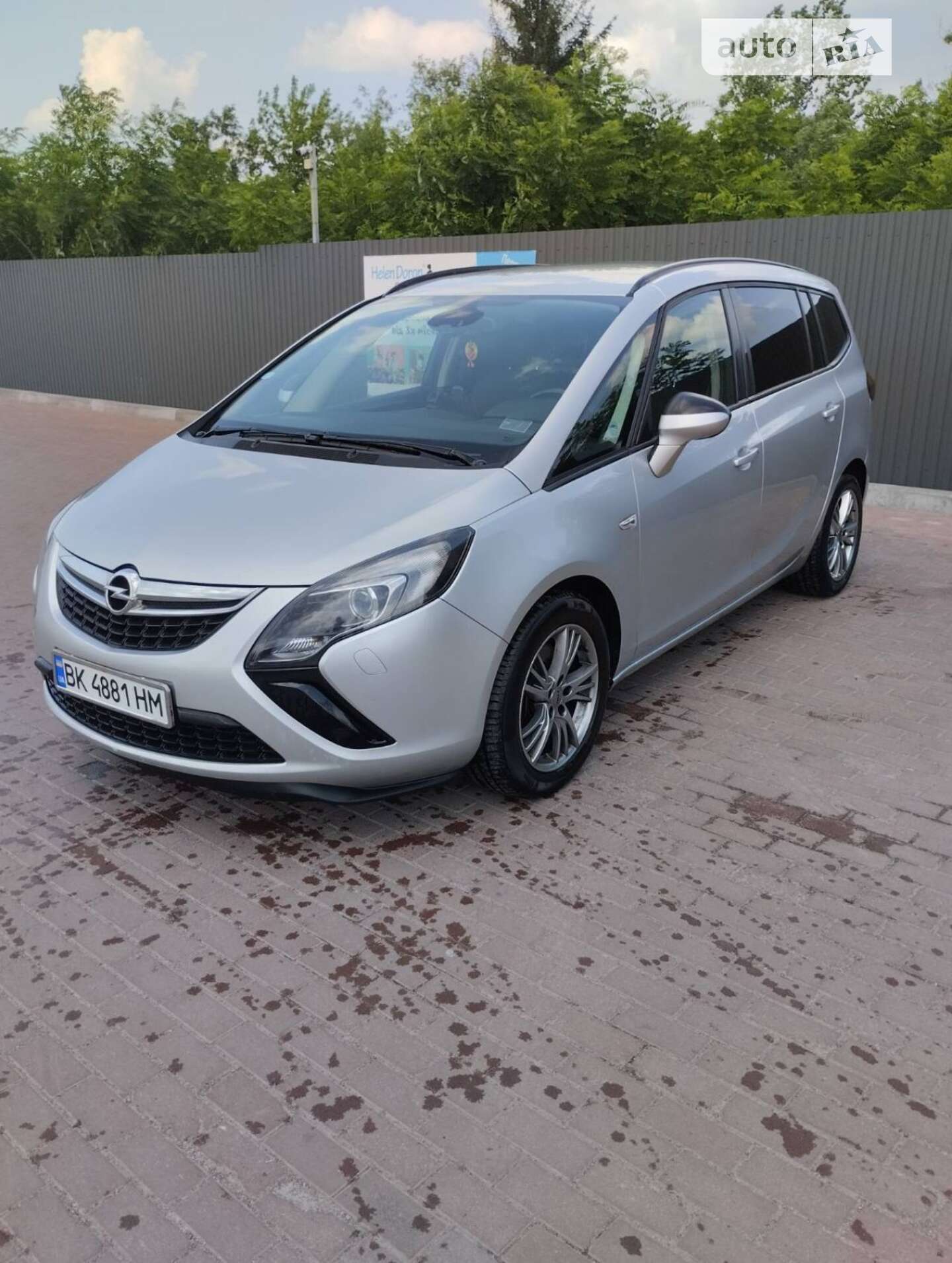 Головне фото звіту автомобіля OPEL ZAFIRA 2012