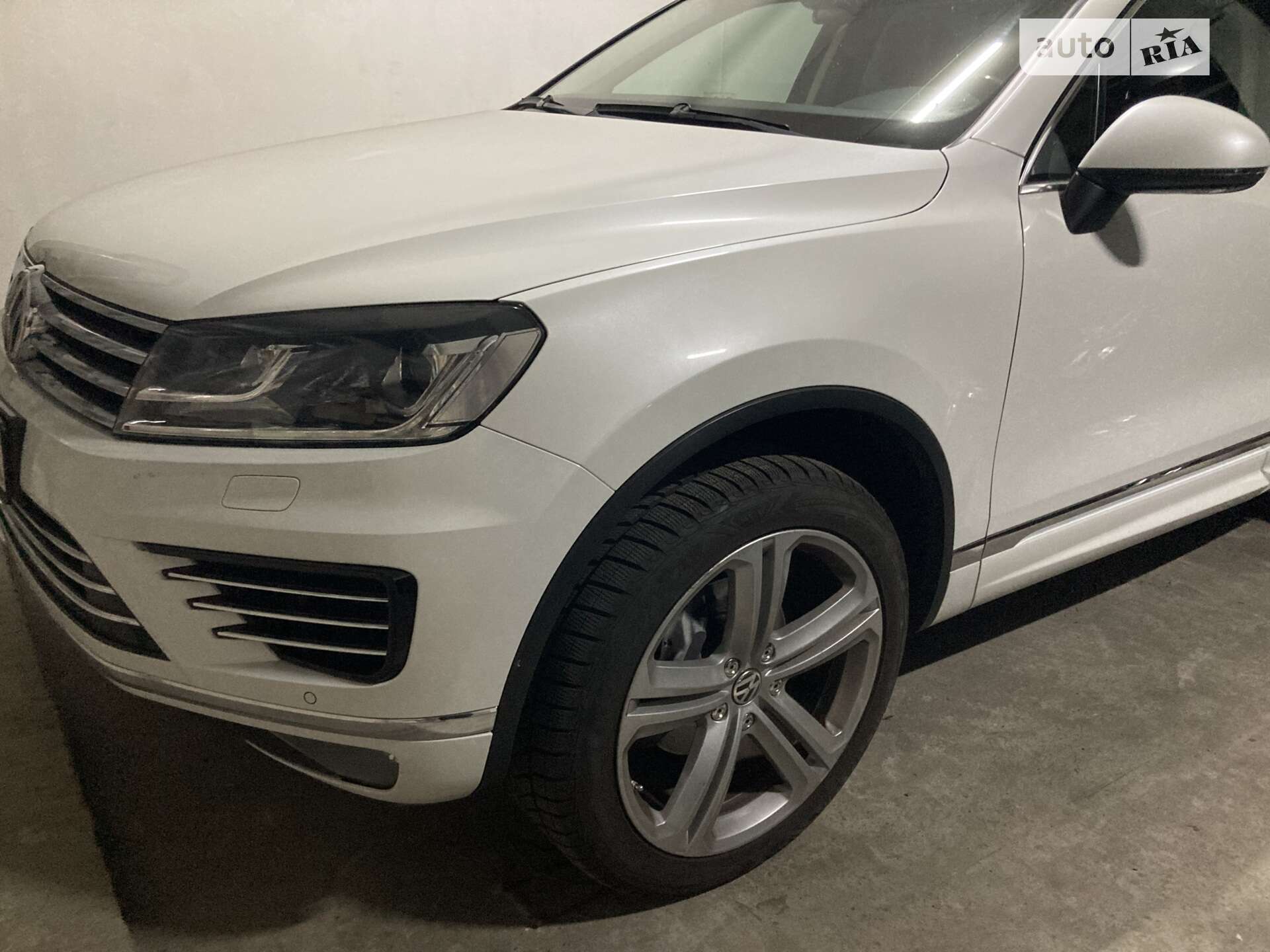 VOLKSWAGEN TOUAREG 2015