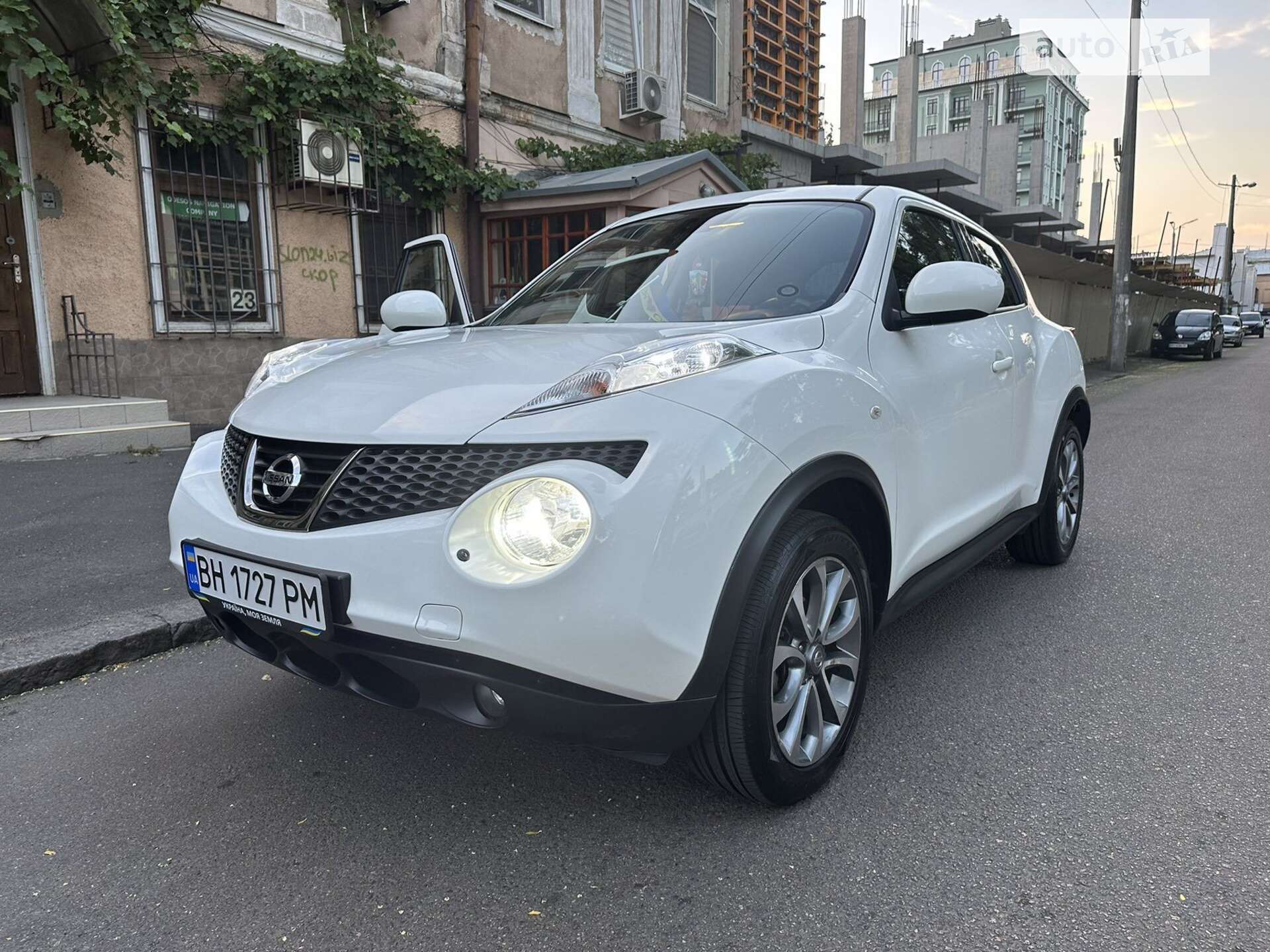 NISSAN JUKE 2014