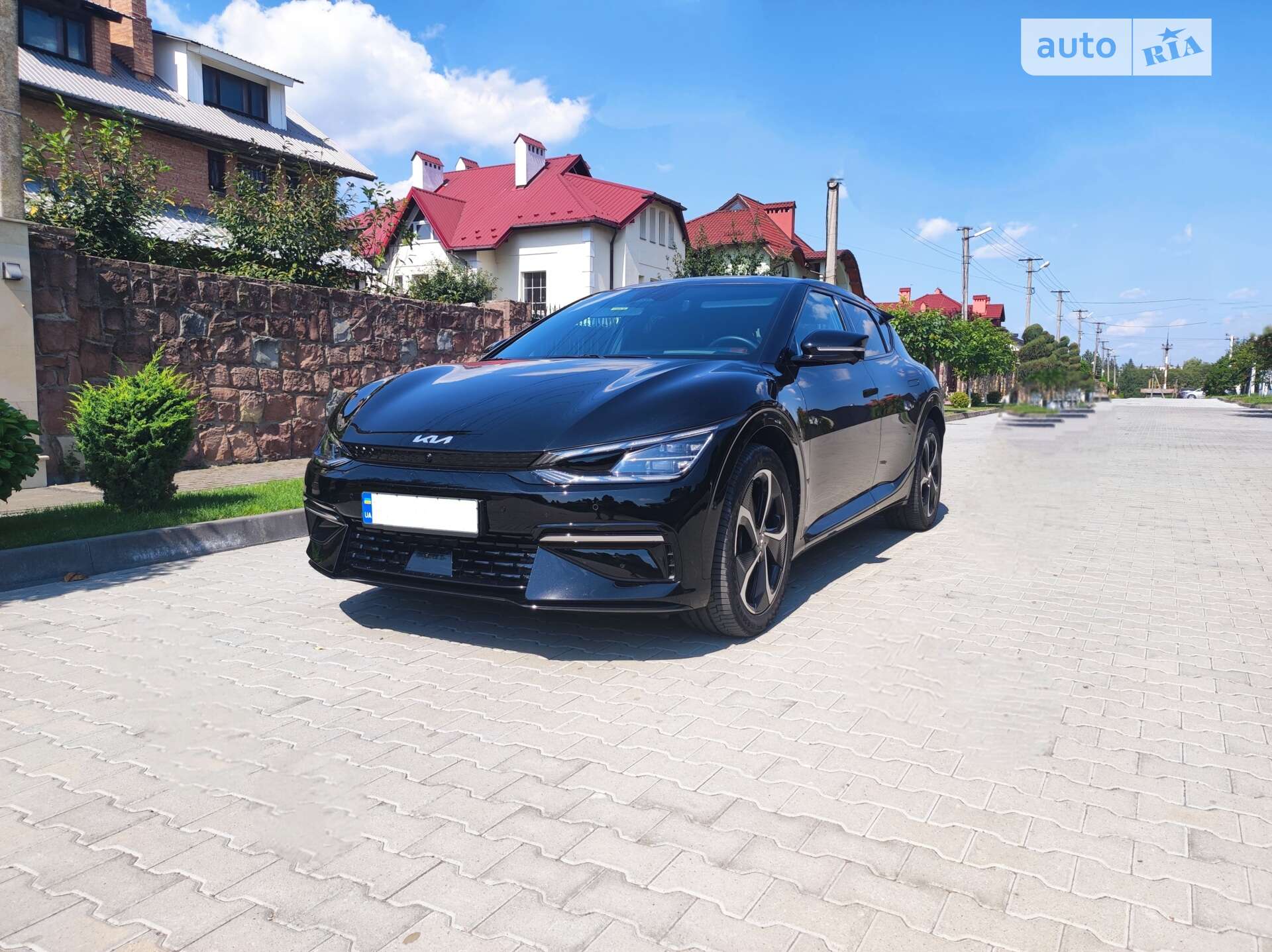 Головне фото звіту автомобіля KIA EV6 2022