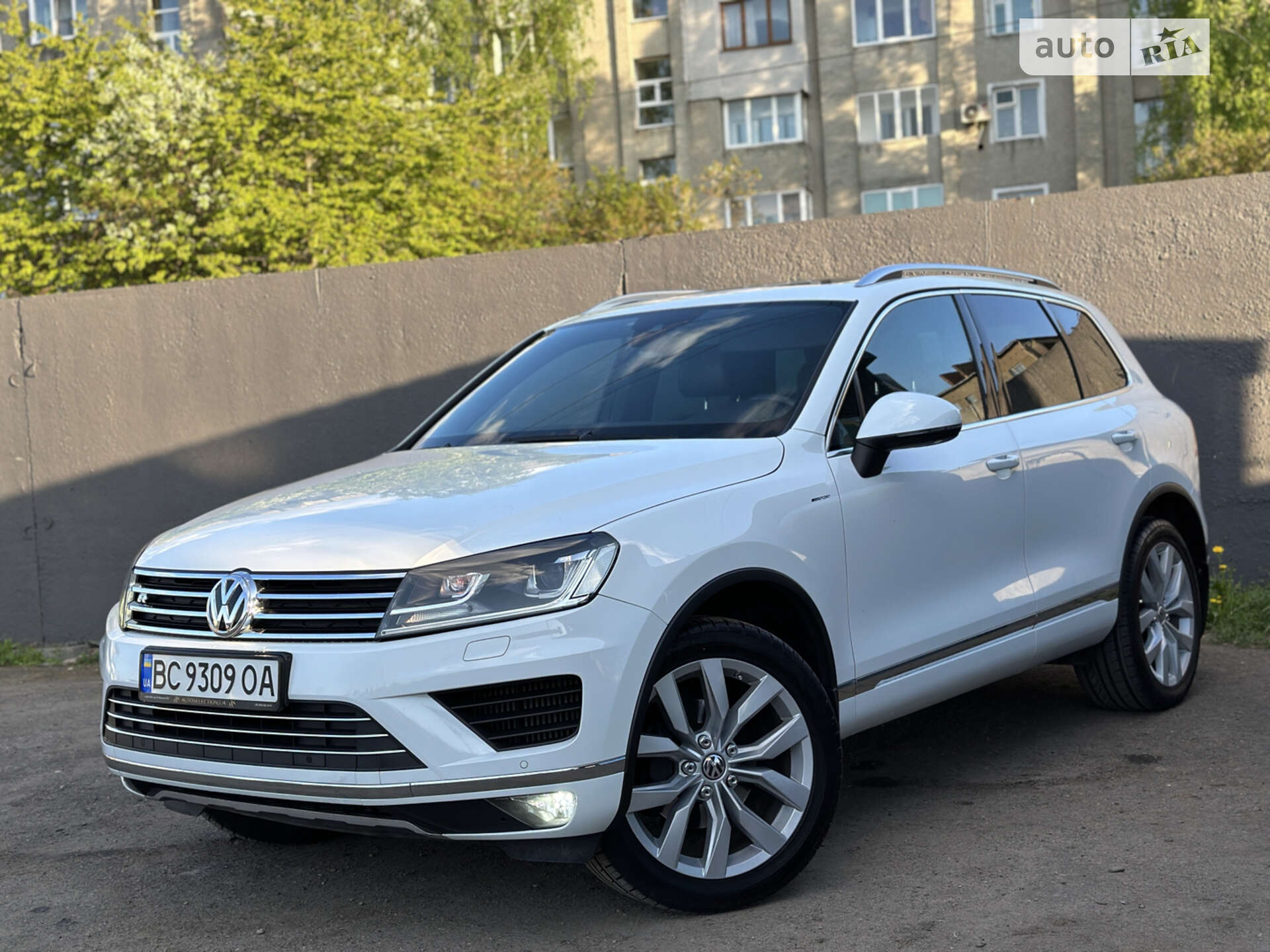 VOLKSWAGEN TOUAREG 2014