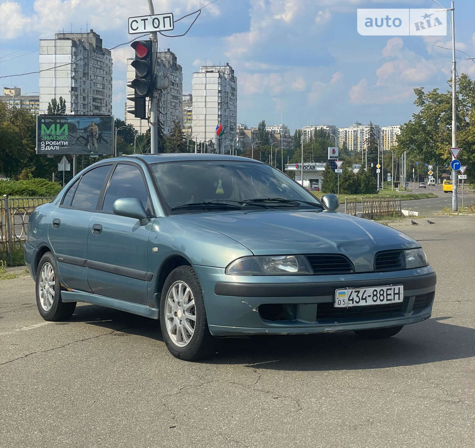 Головне фото звіту автомобіля MITSUBISHI CARISMA 2002