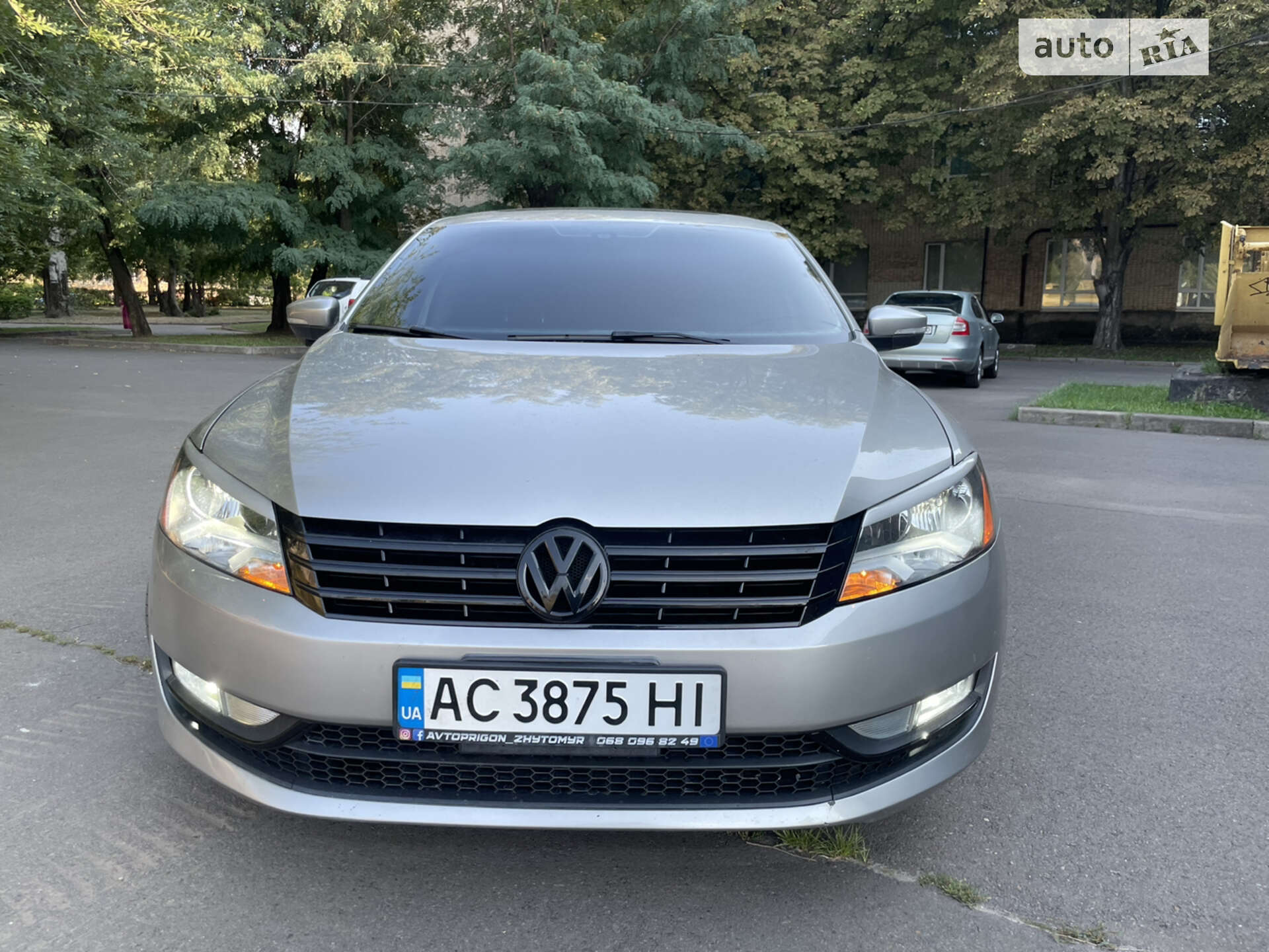 VOLKSWAGEN PASSAT 2013