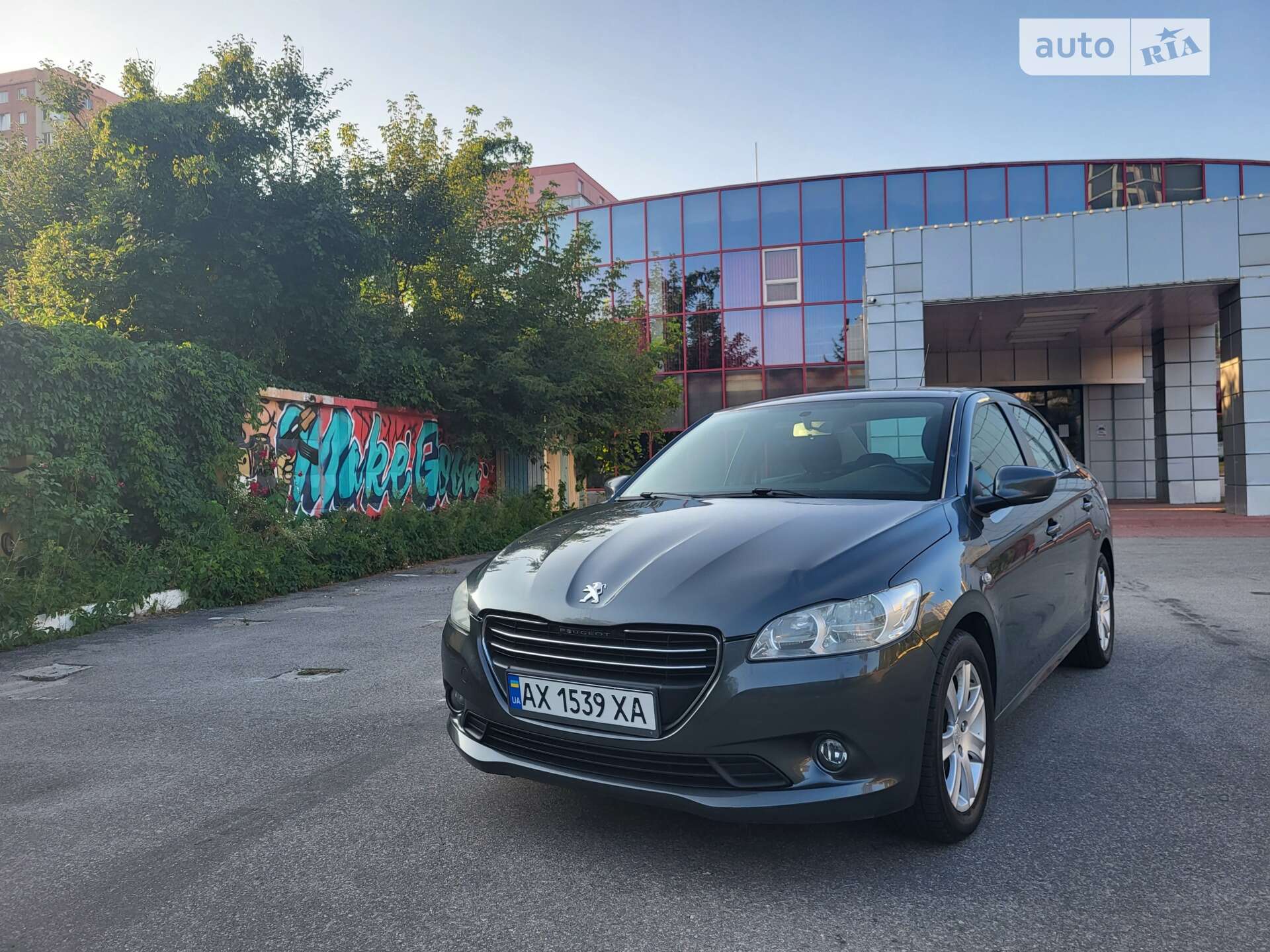PEUGEOT 301 2012