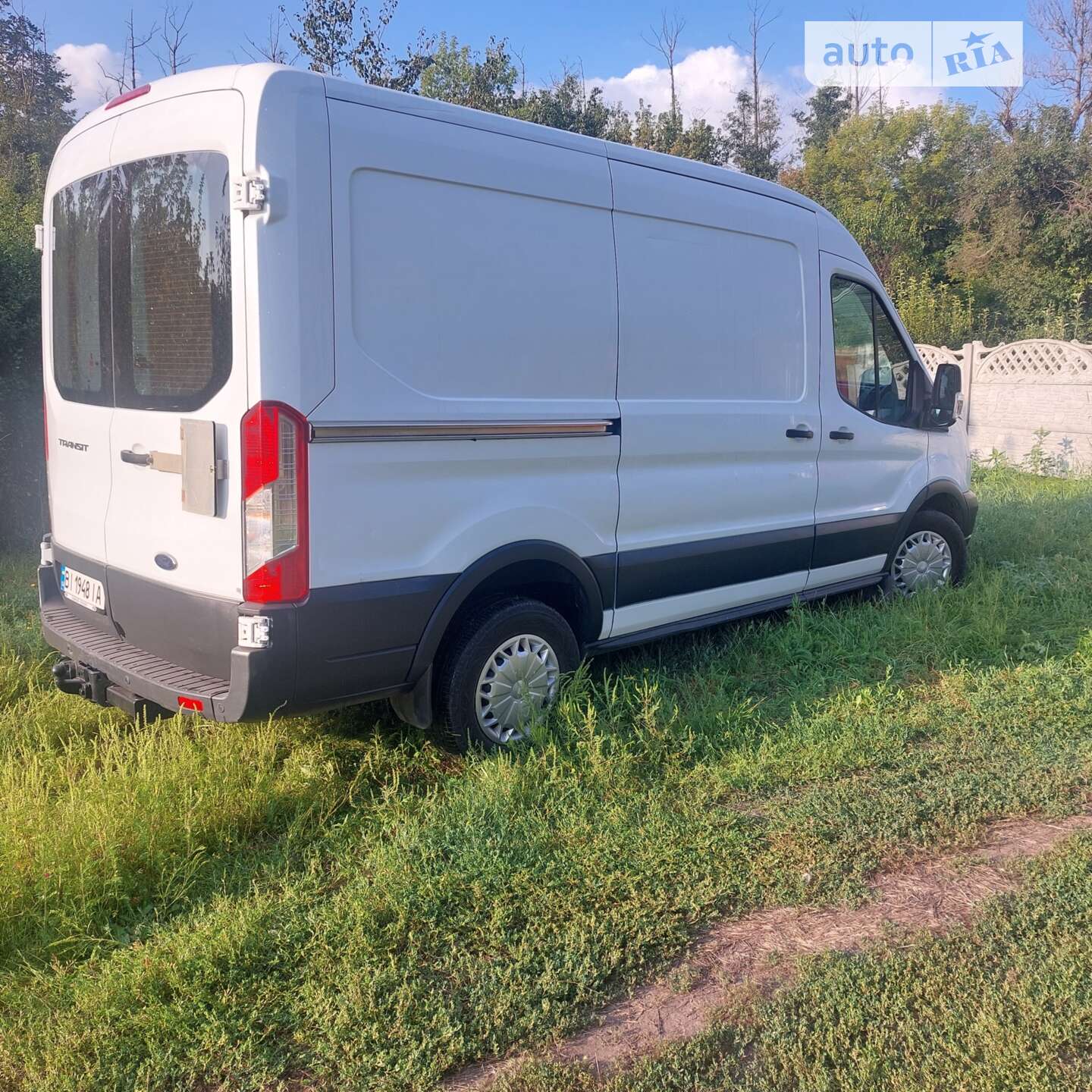 Головне фото звіту автомобіля FORD TRANSIT 2016