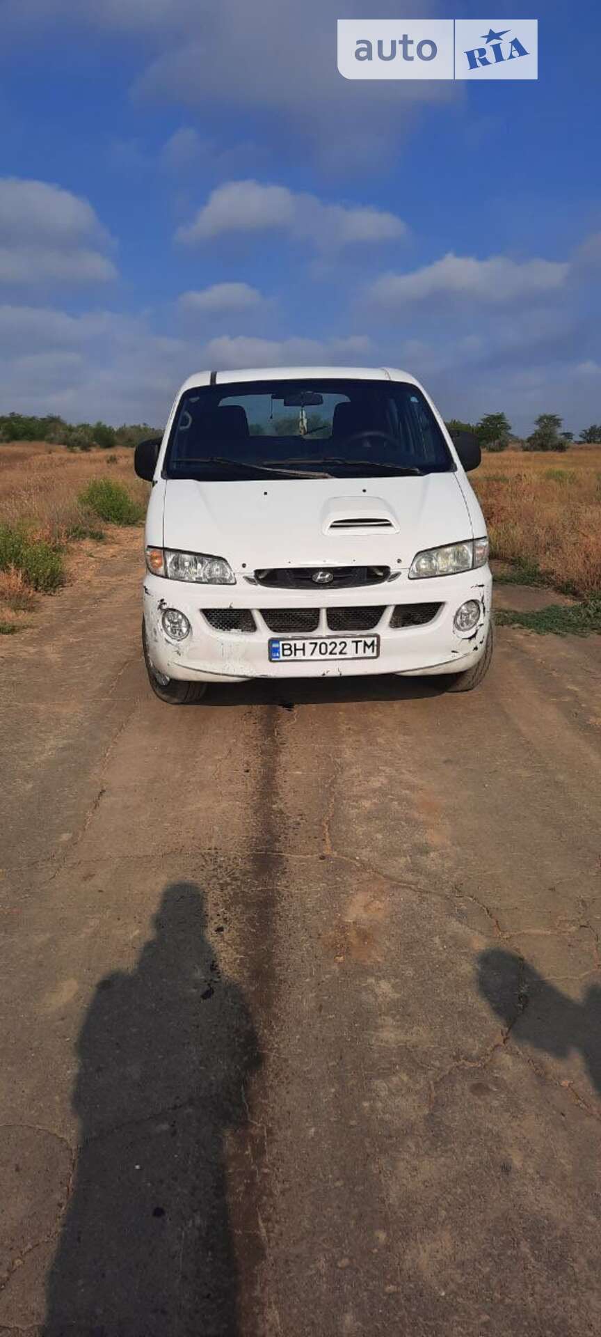 HYUNDAI H-1 2003