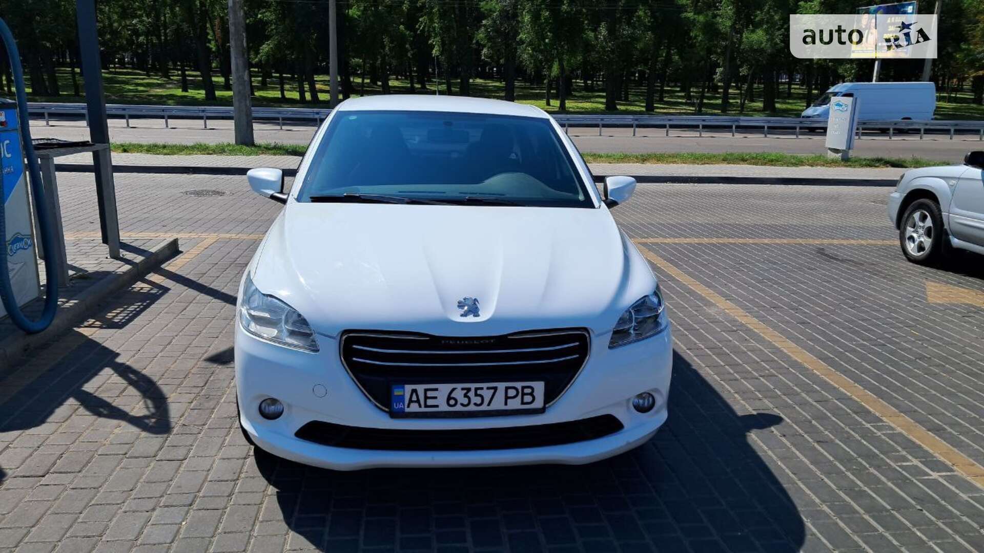 PEUGEOT 301 2014