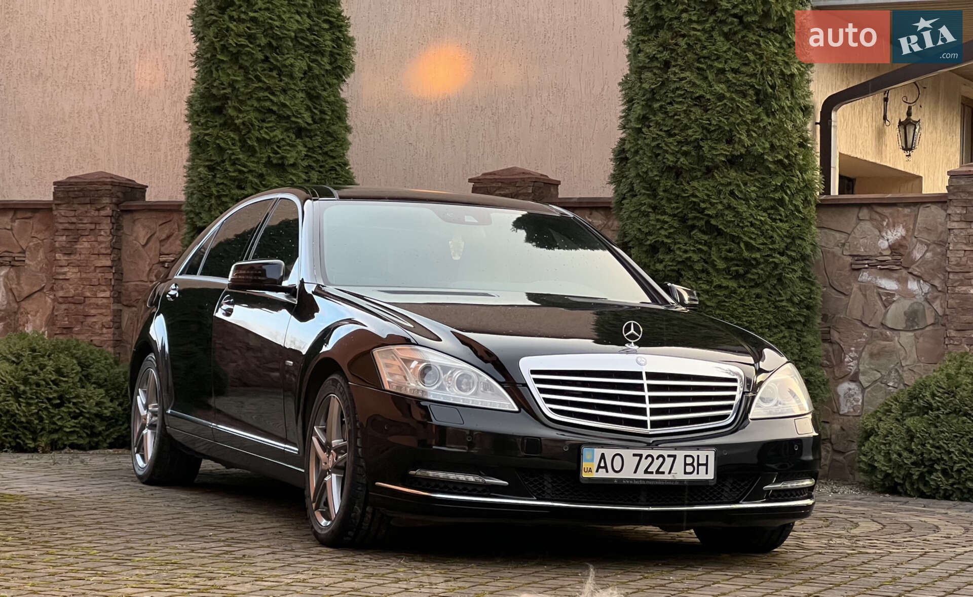 MERCEDES-BENZ S 350 2011