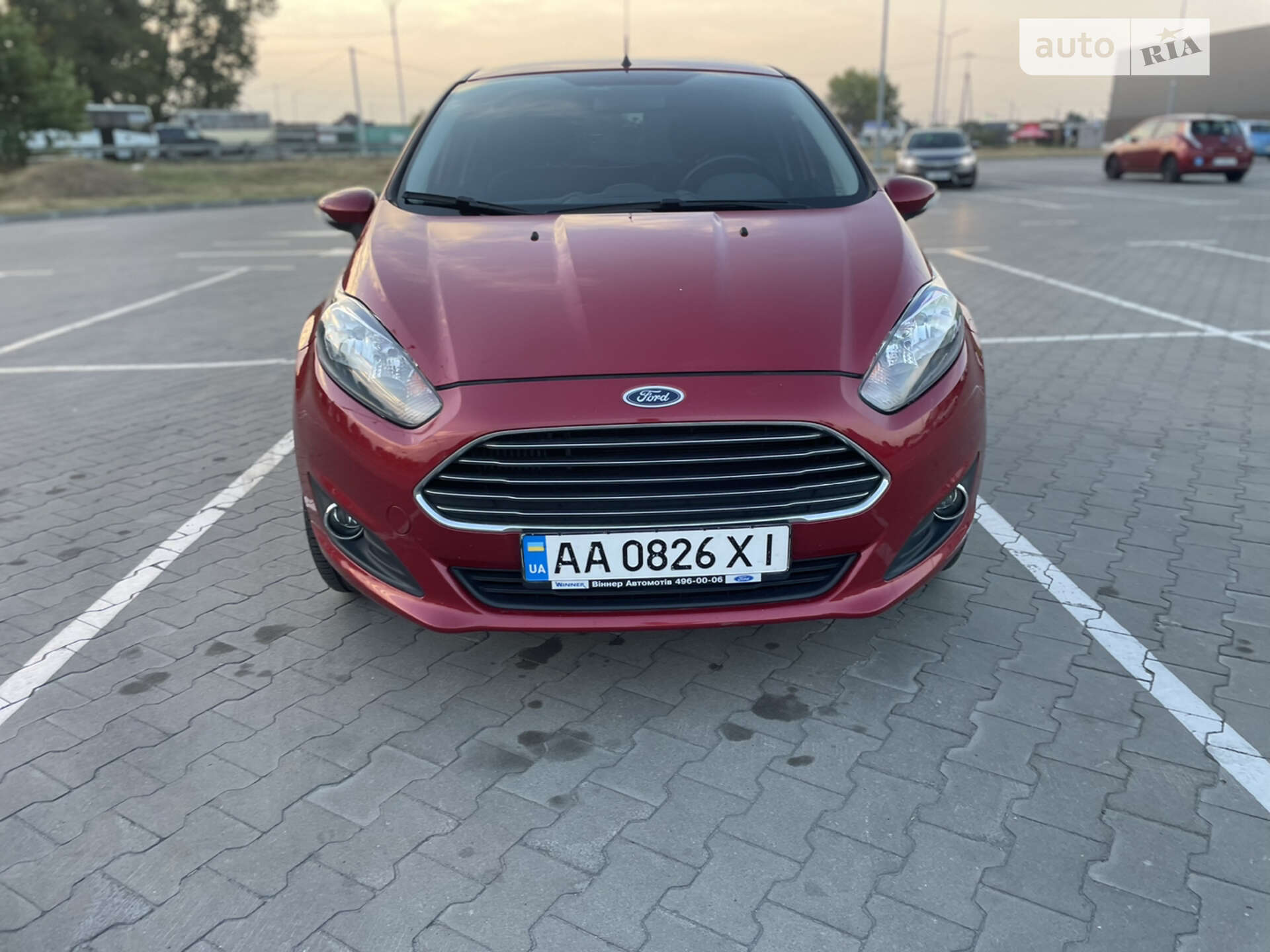 Головне фото звіту автомобіля FORD FIESTA 2015