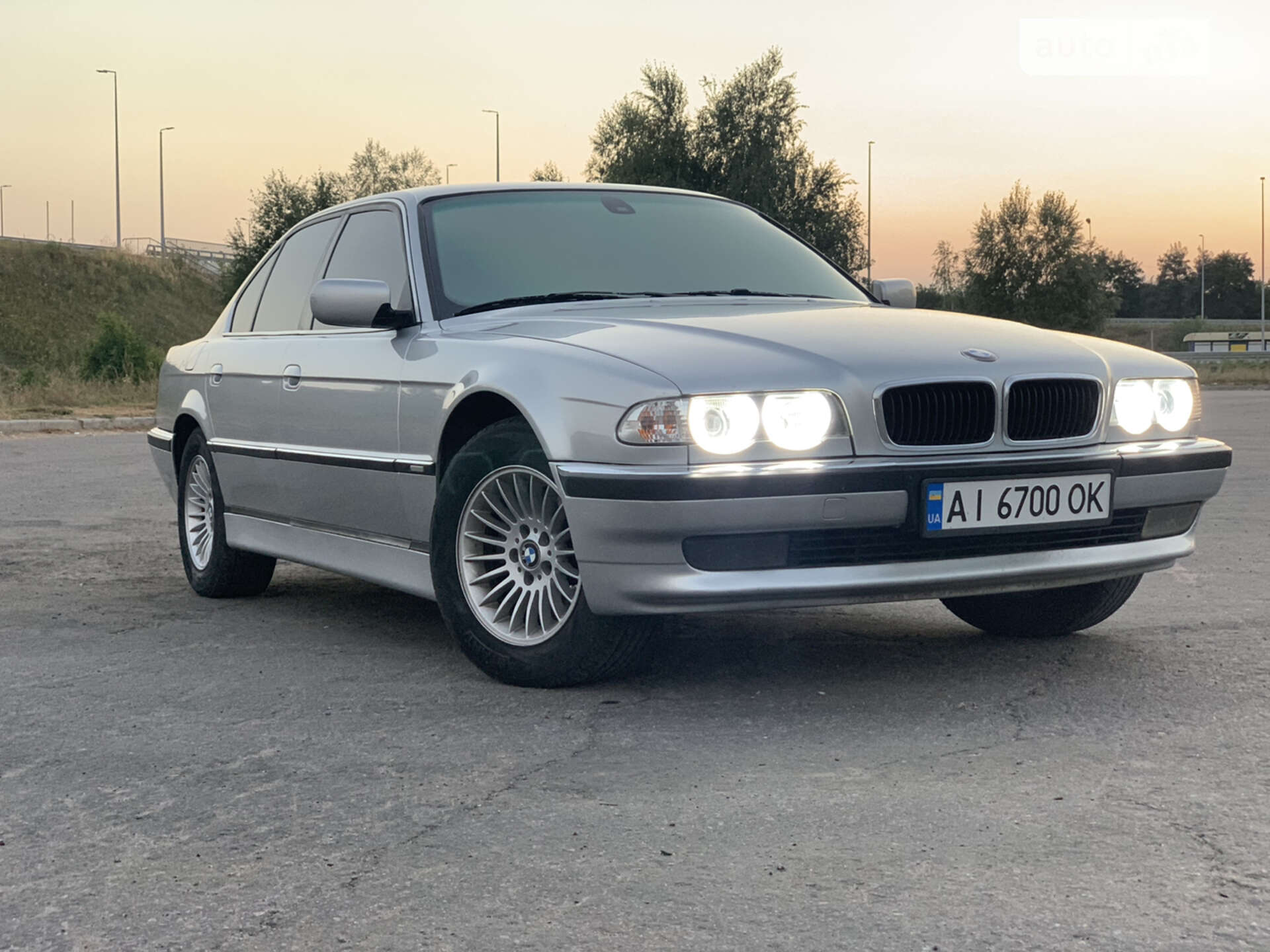 Головне фото звіту автомобіля BMW 730D 1998