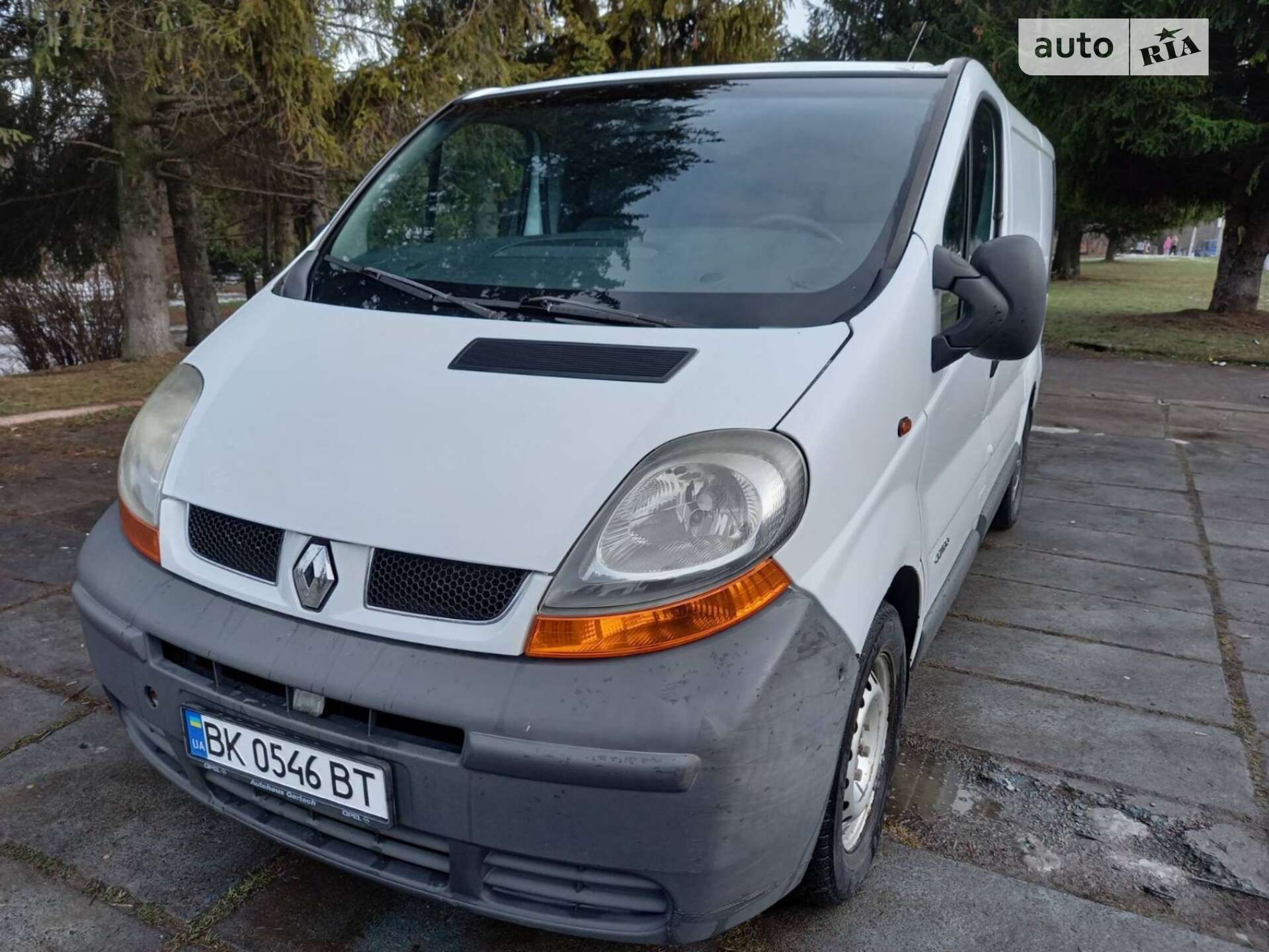 RENAULT TRAFIC 2002