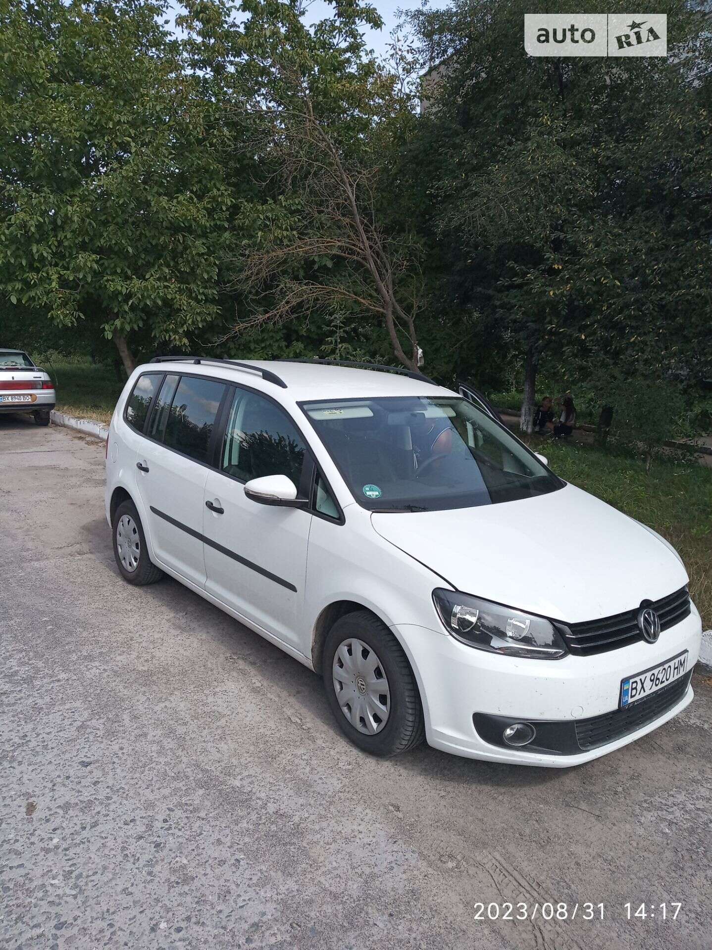 VOLKSWAGEN TOURAN 2015