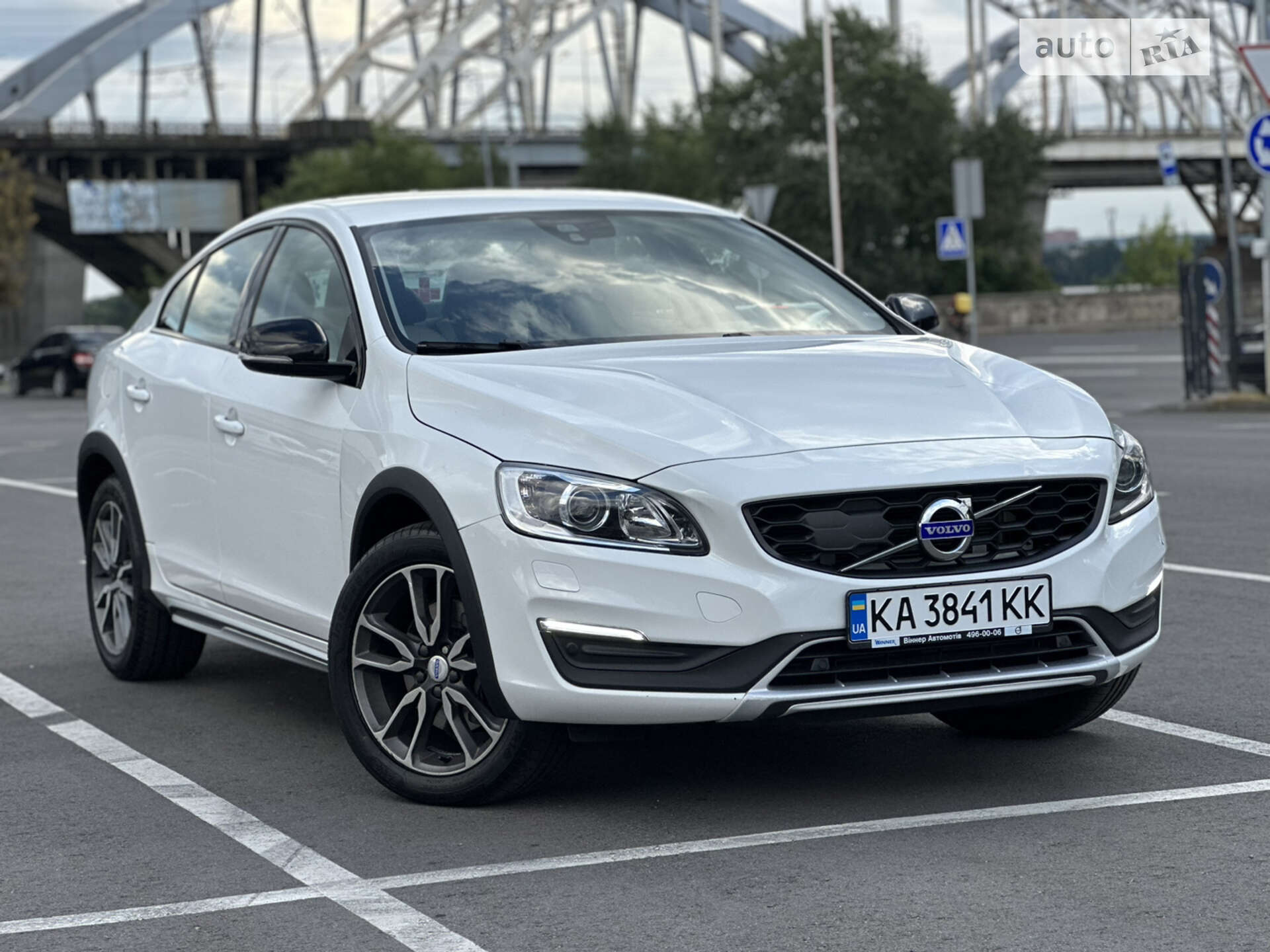 VOLVO S60CC 2017