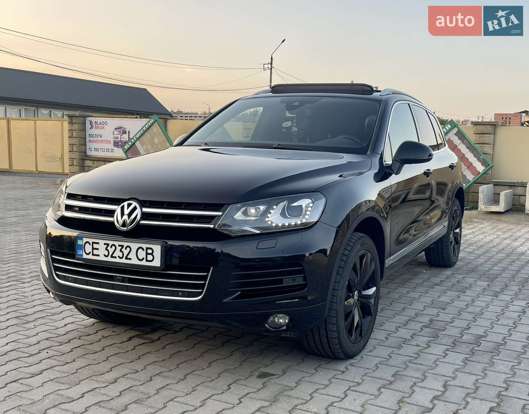 VOLKSWAGEN TOUAREG 2011