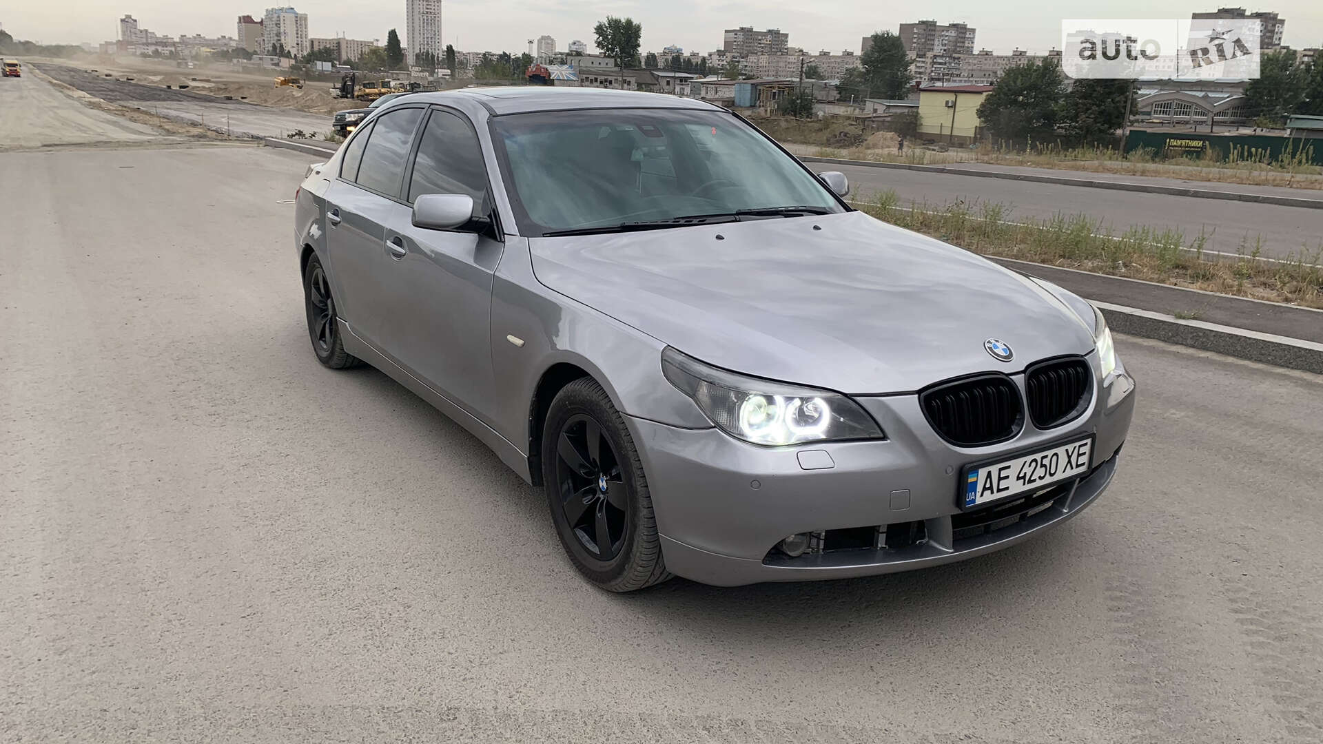 BMW 525 2004