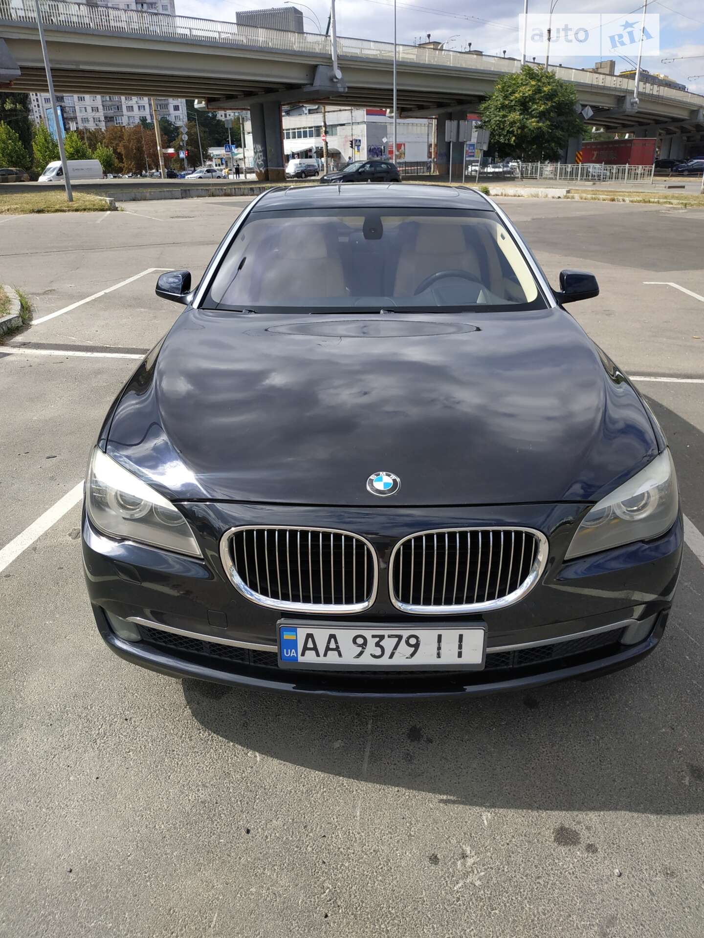 BMW 750LI 2011