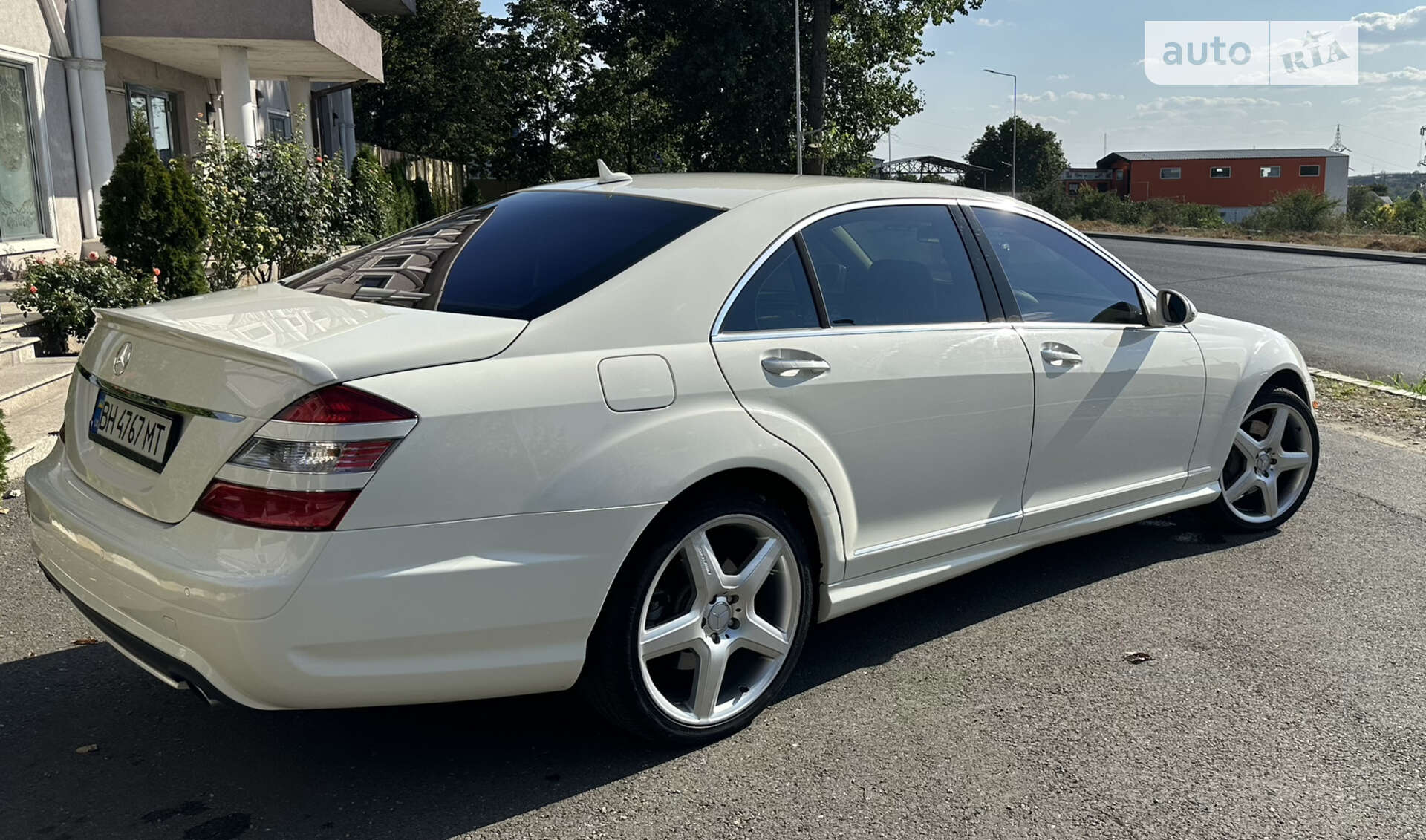 MERCEDES-BENZ S 550
