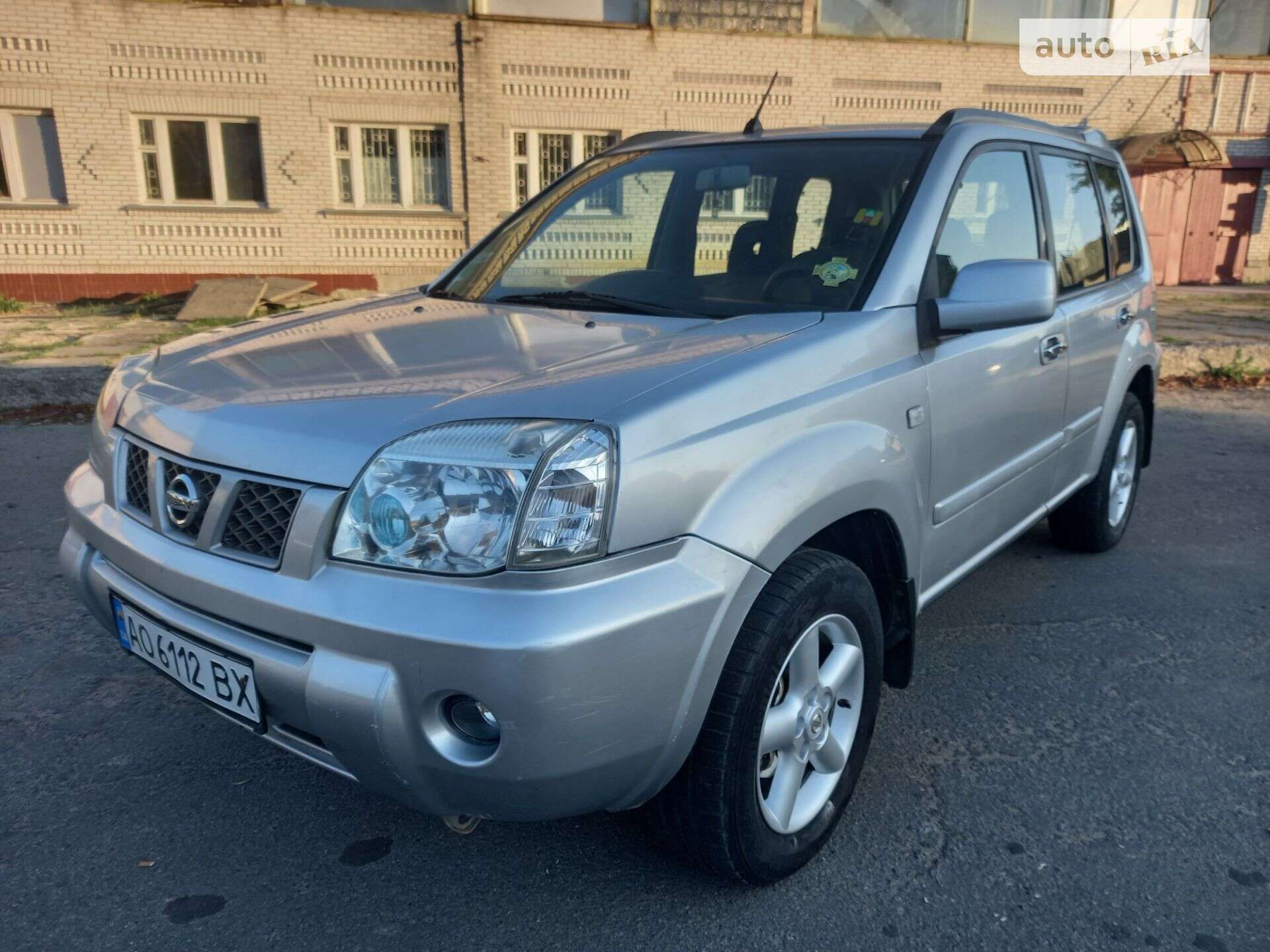 Головне фото звіту автомобіля NISSAN X-TRAIL 2004