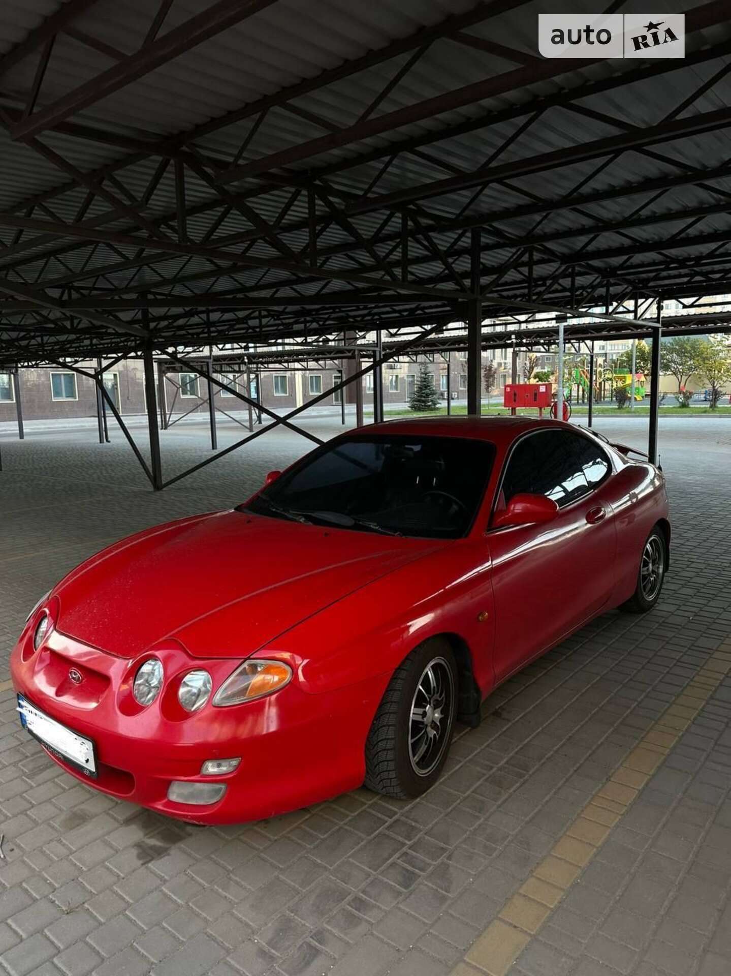 HYUNDAI COUPE 2000