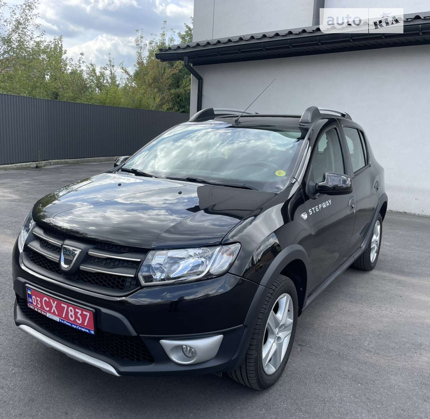 DACIA SANDERO 2015