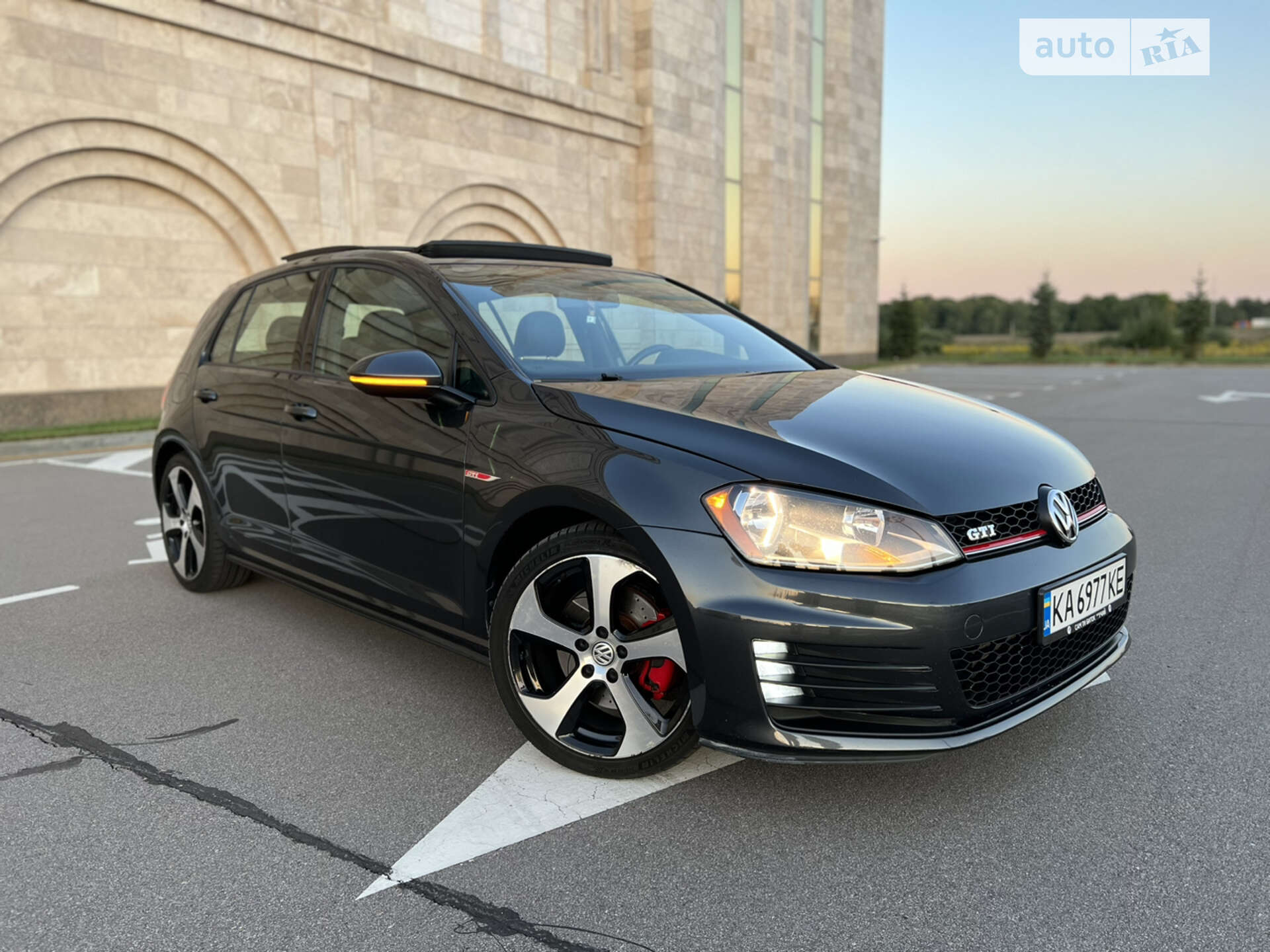 VOLKSWAGEN GOLF GTI 2015