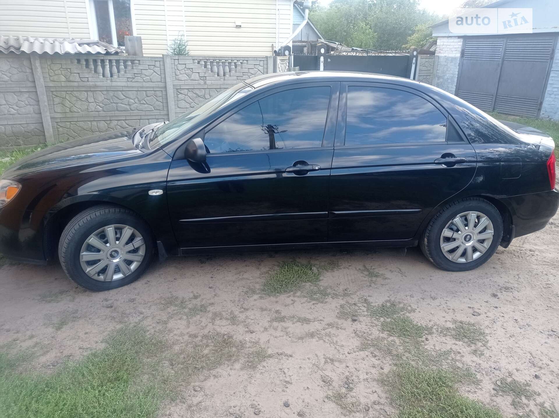 KIA CERATO 2005