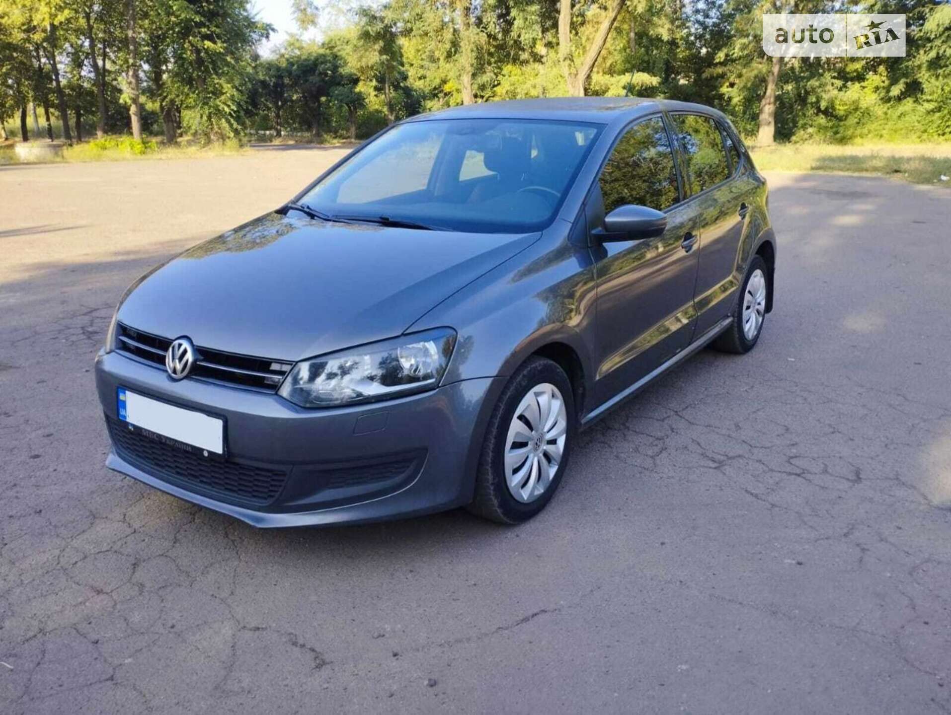 VOLKSWAGEN POLO 2013