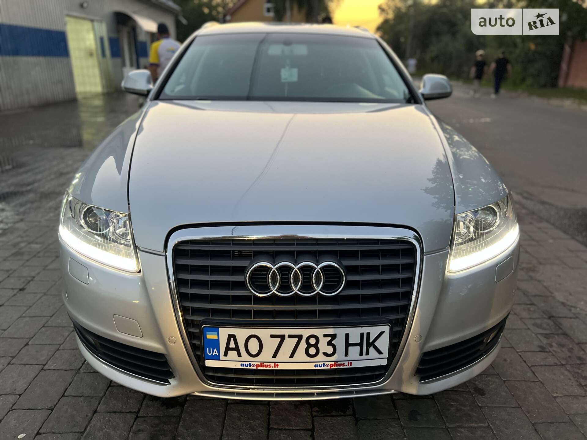 AUDI A6