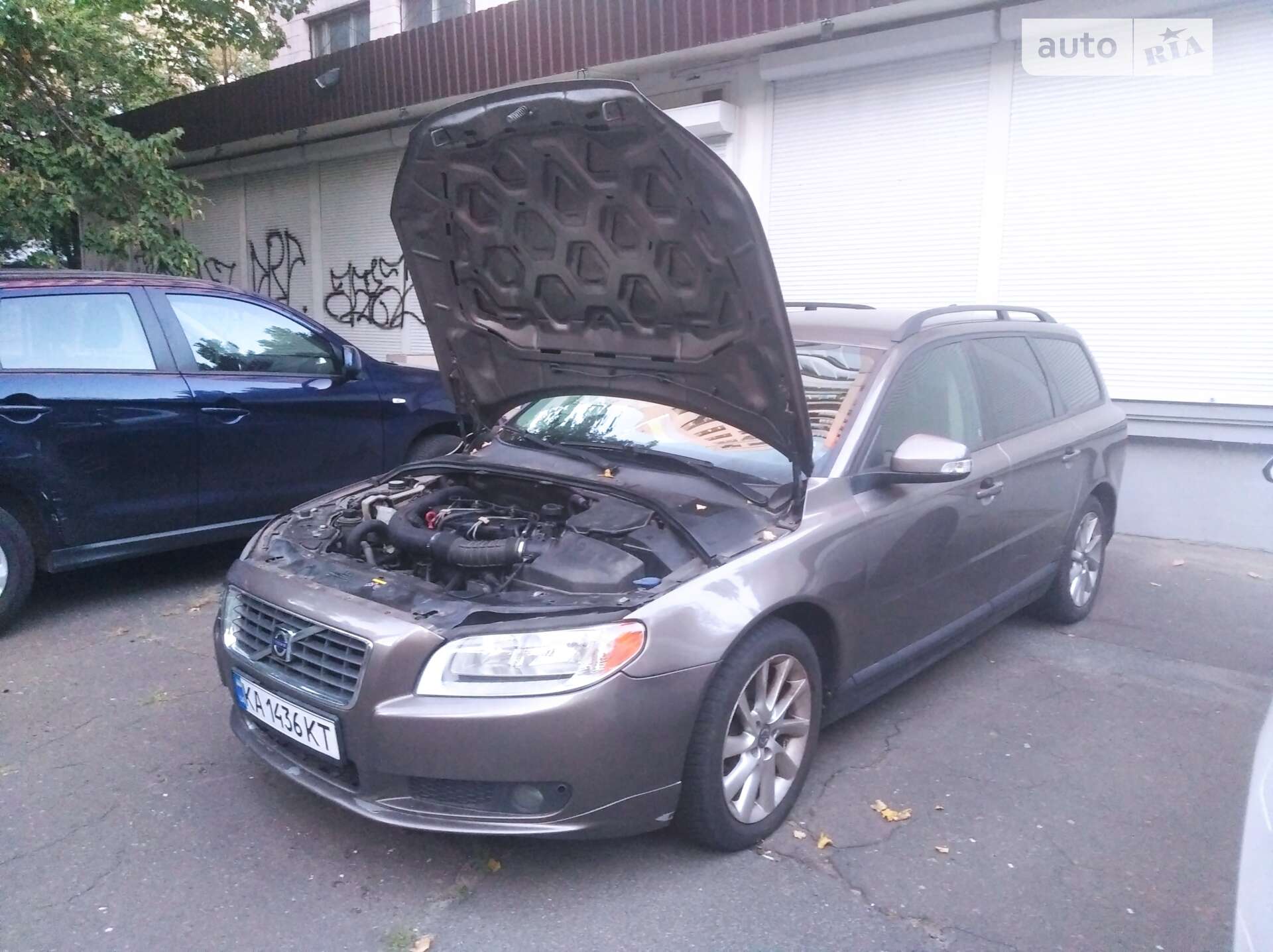 VOLVO V70 2008