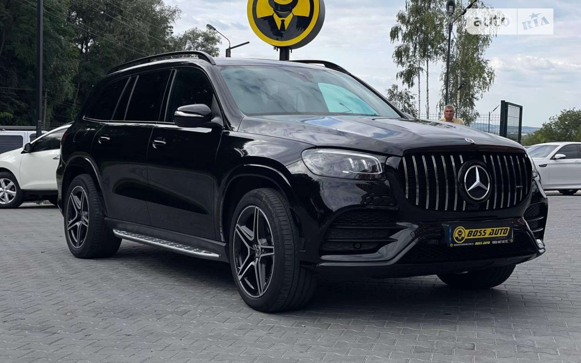 MERCEDES-BENZ GLS 400