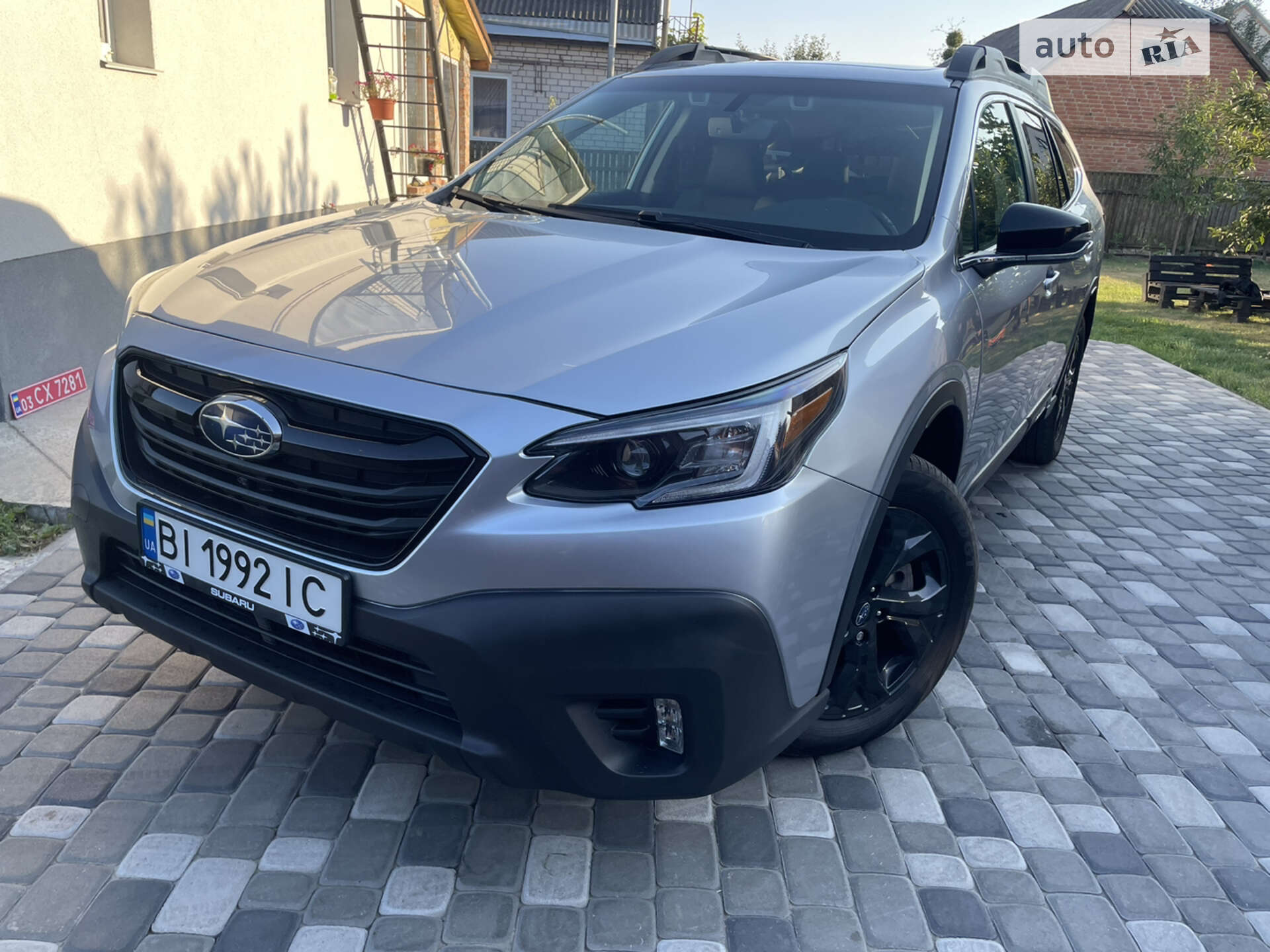 SUBARU OUTBACK 2019