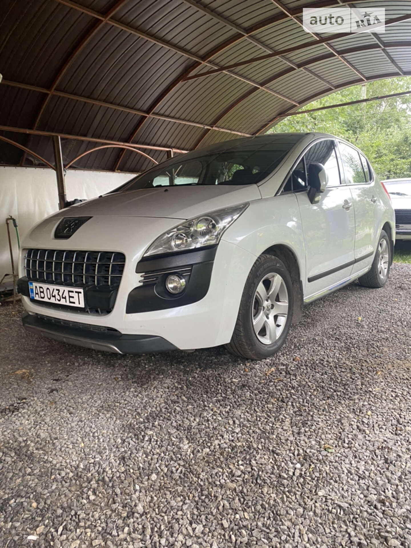 PEUGEOT 3008 2012